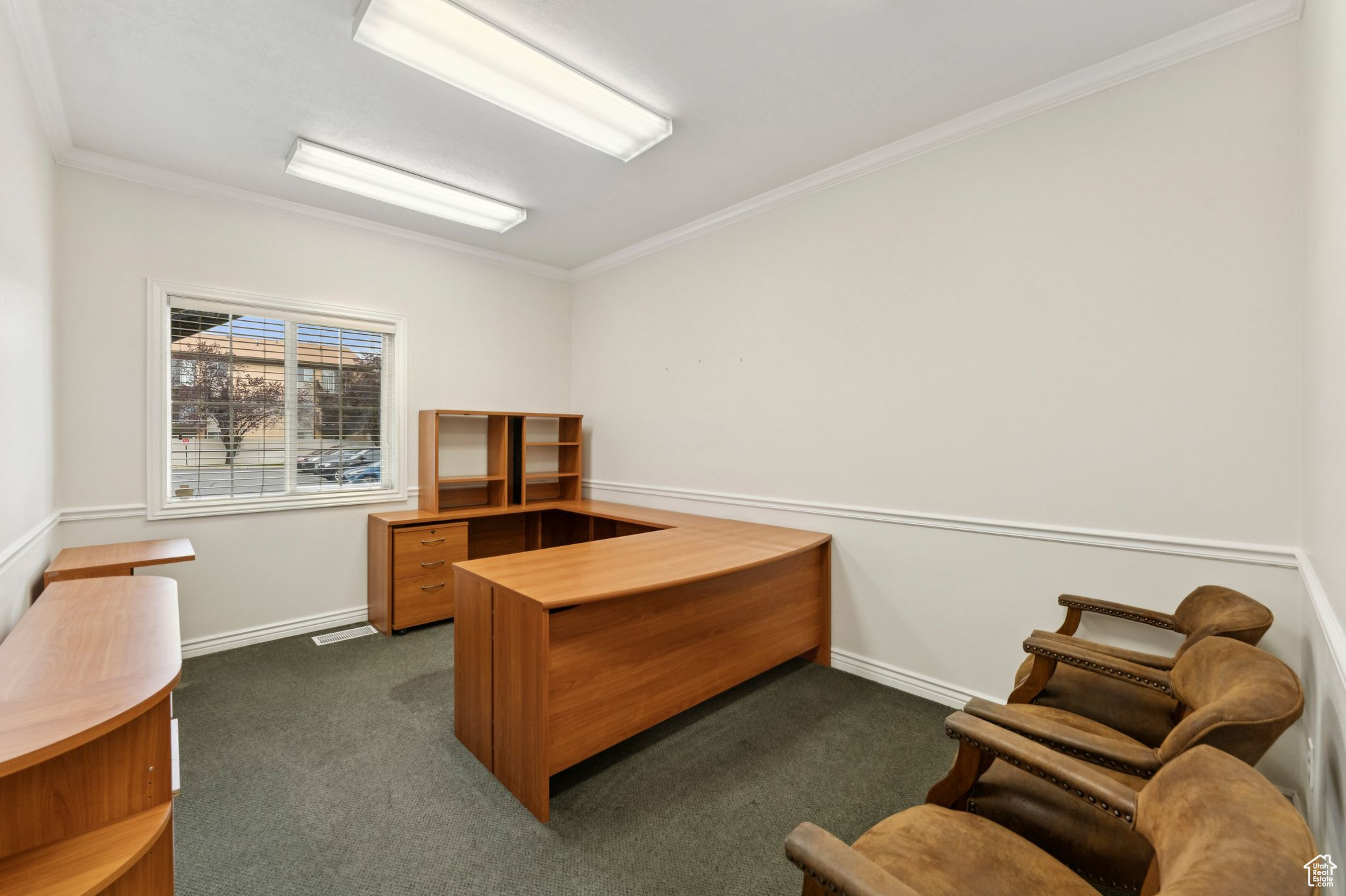 PARK - Commercial Sale