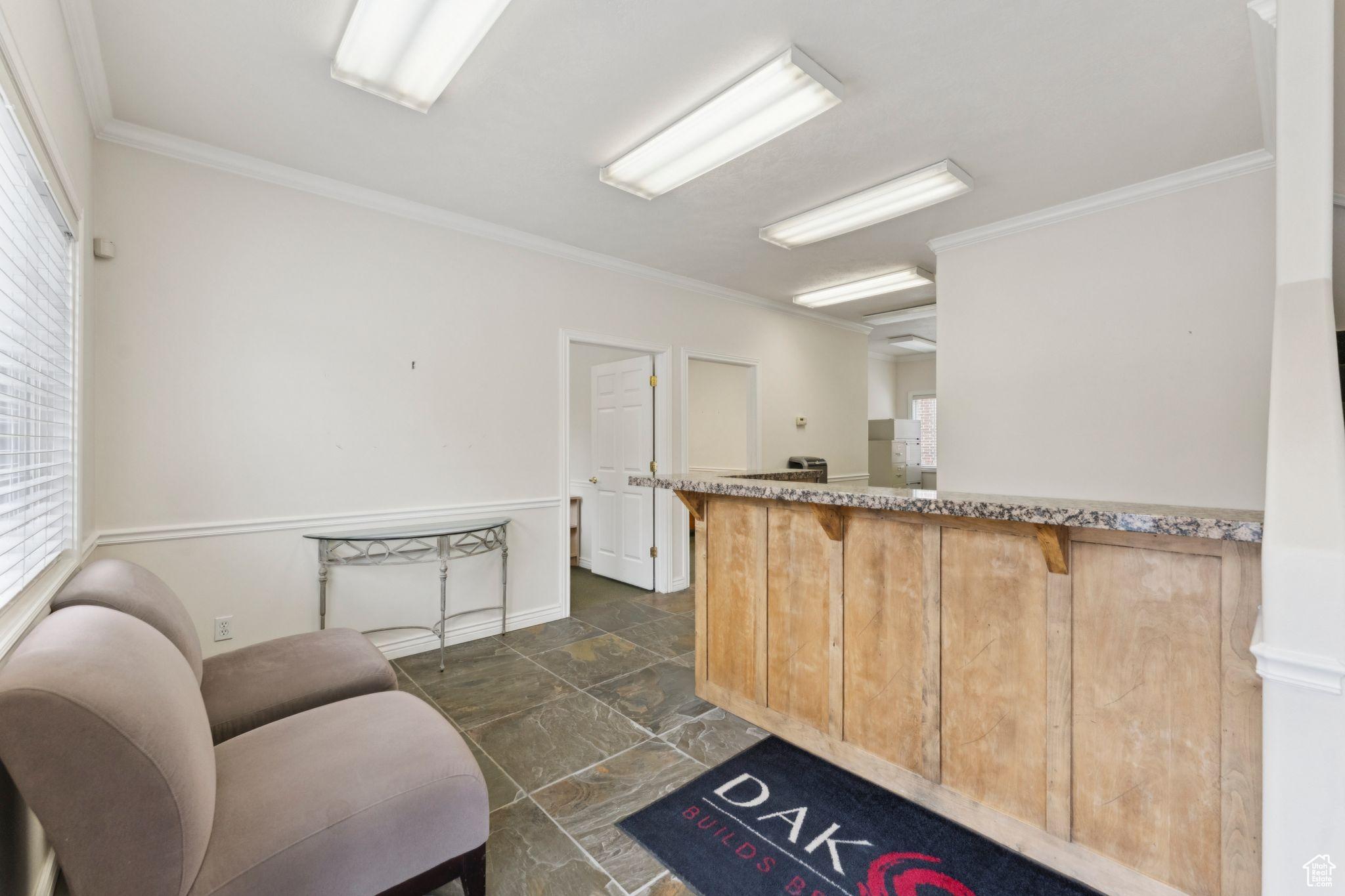 PARK - Commercial Sale