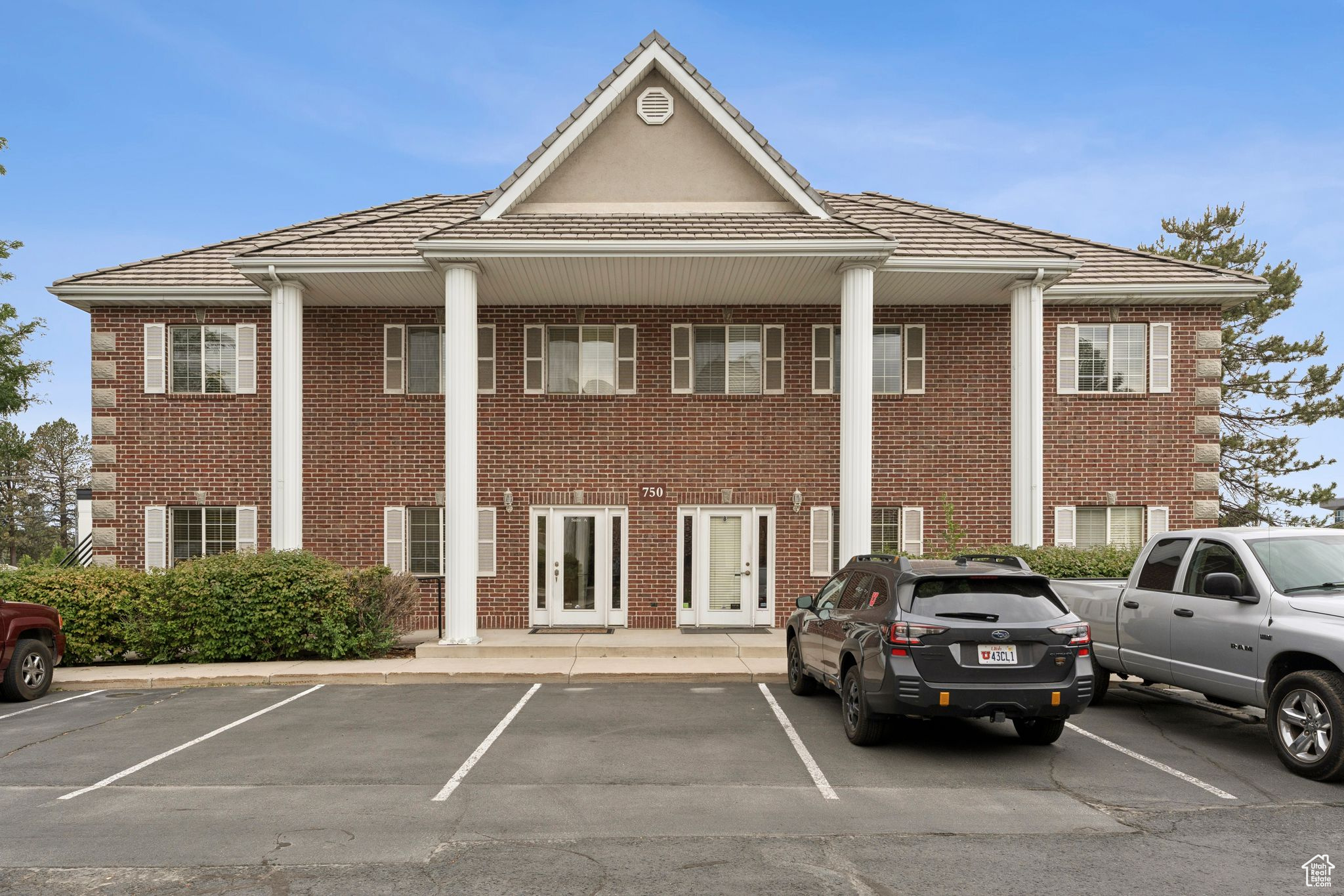 PARK - Commercial Sale