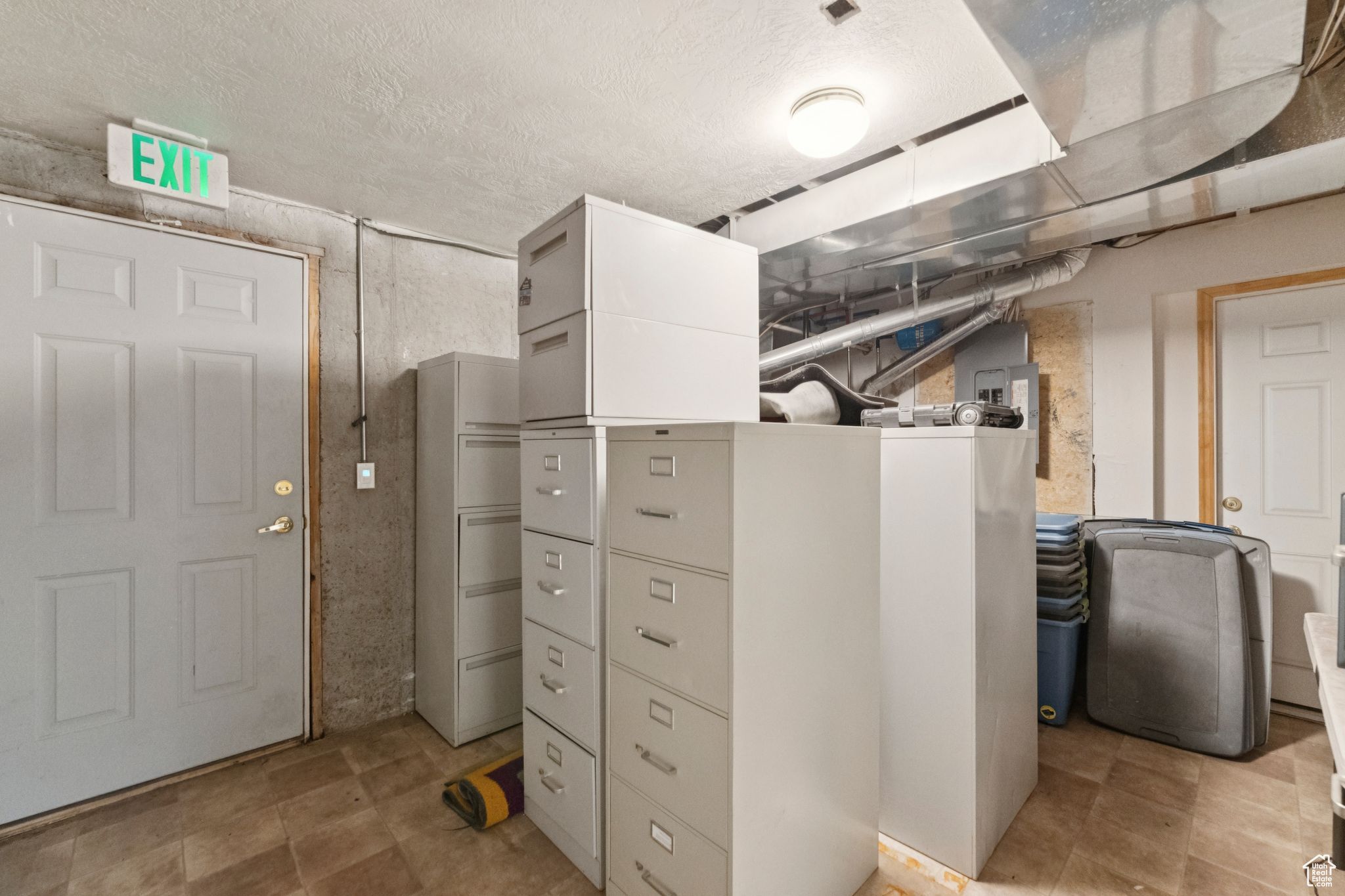 PARK - Commercial Sale