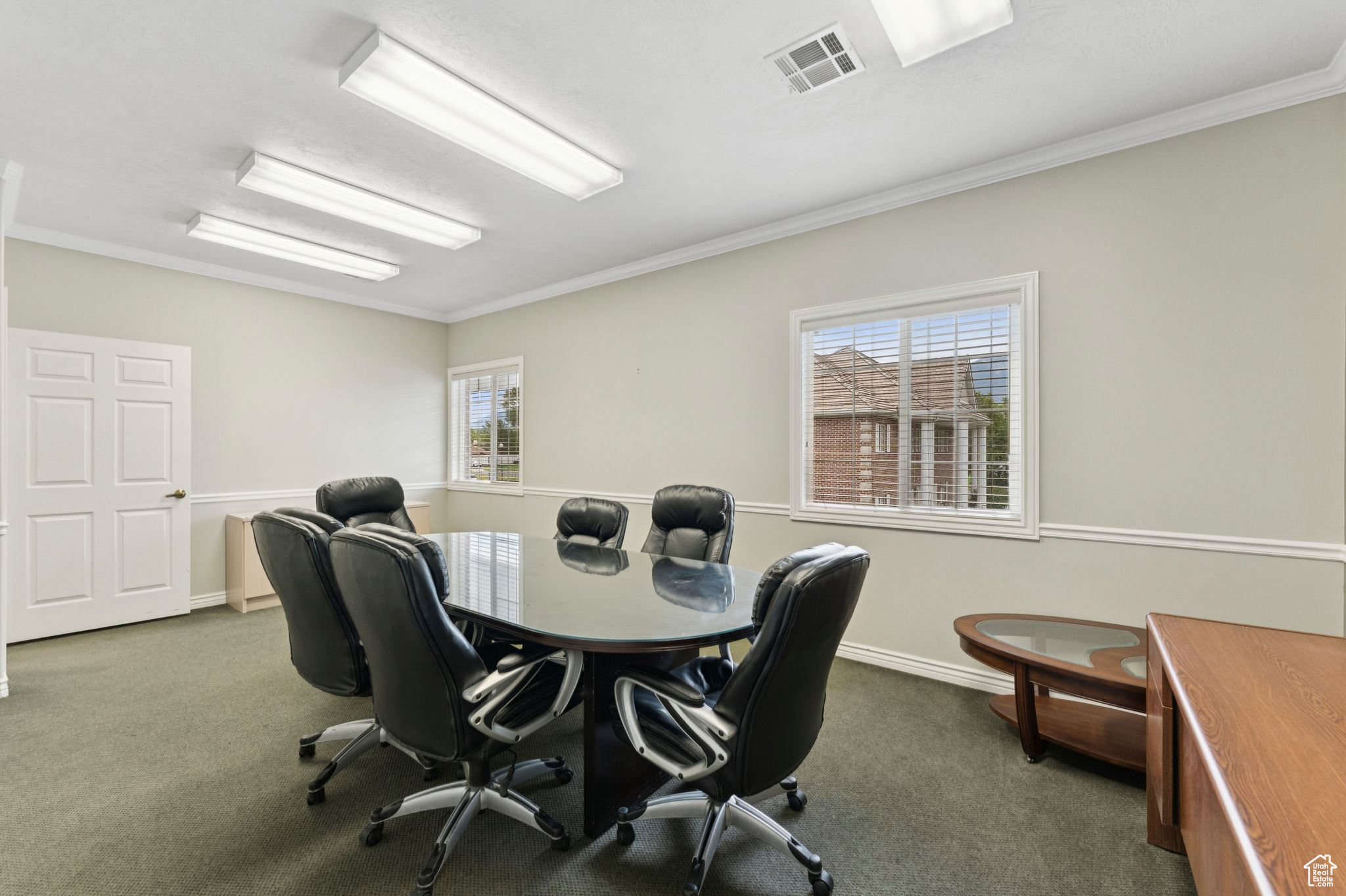 PARK - Commercial Sale