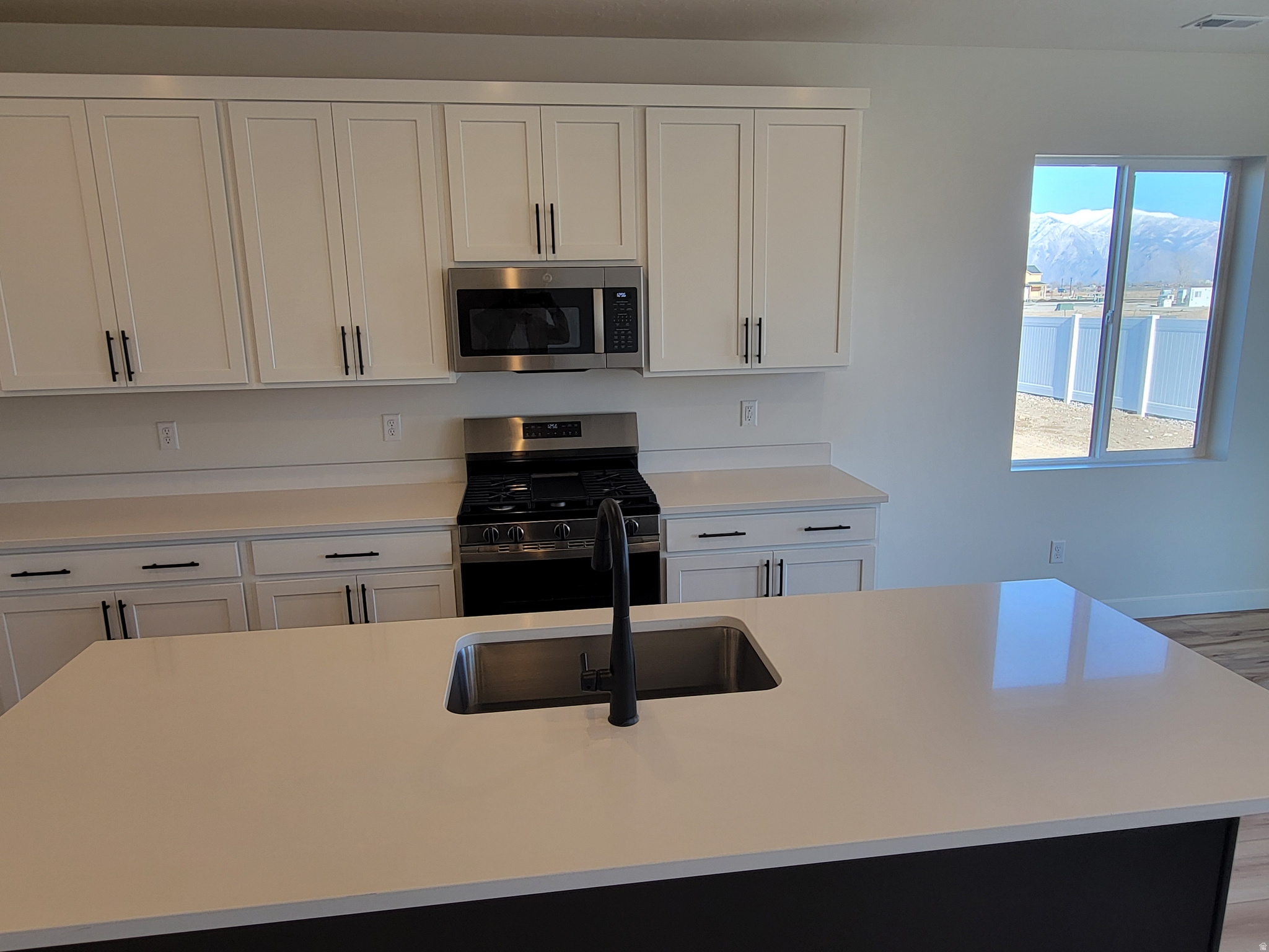 HARMONY PLACE VISTA - Residential