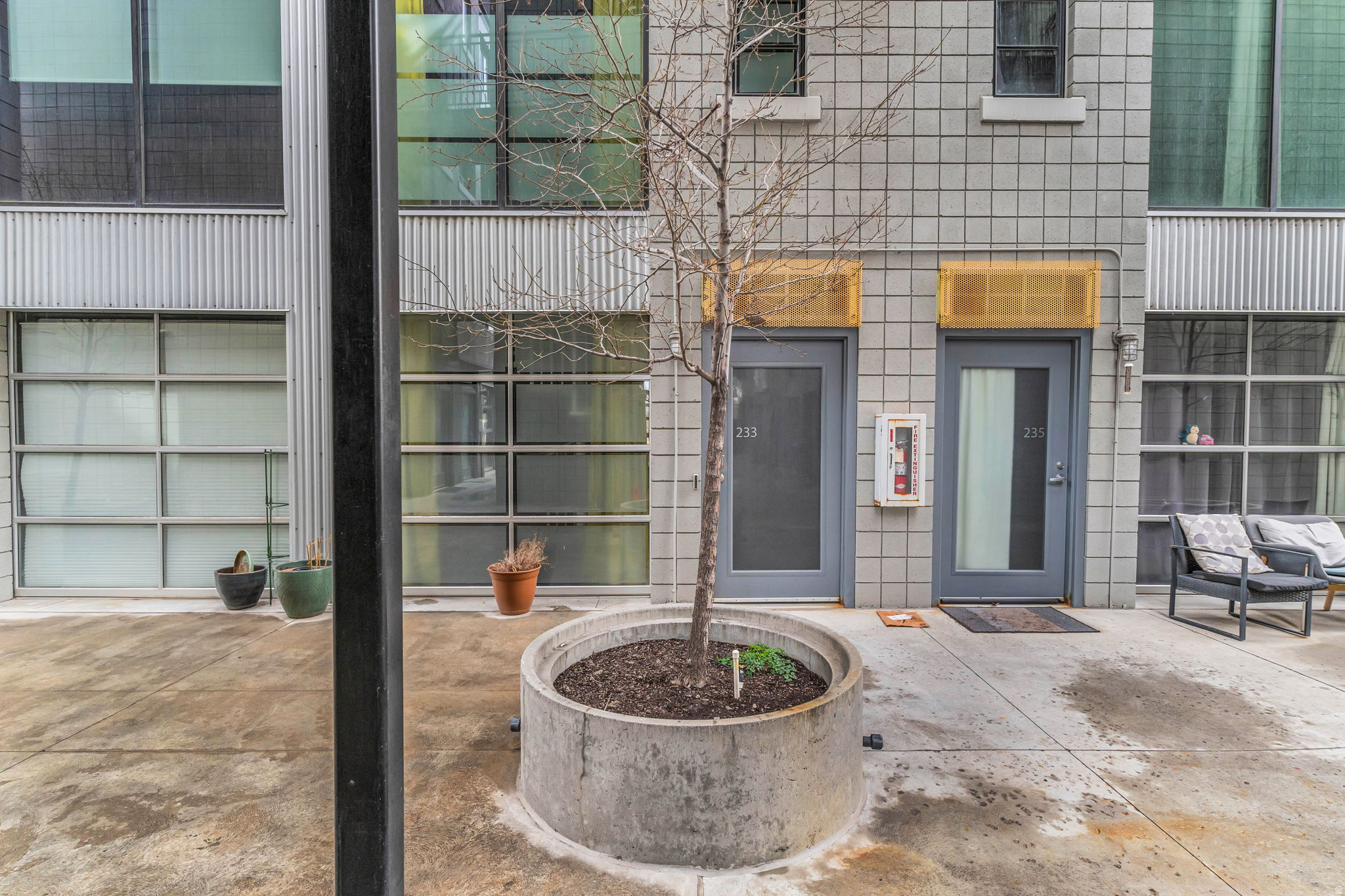 BROADWAY PARK LOFTS - Residential