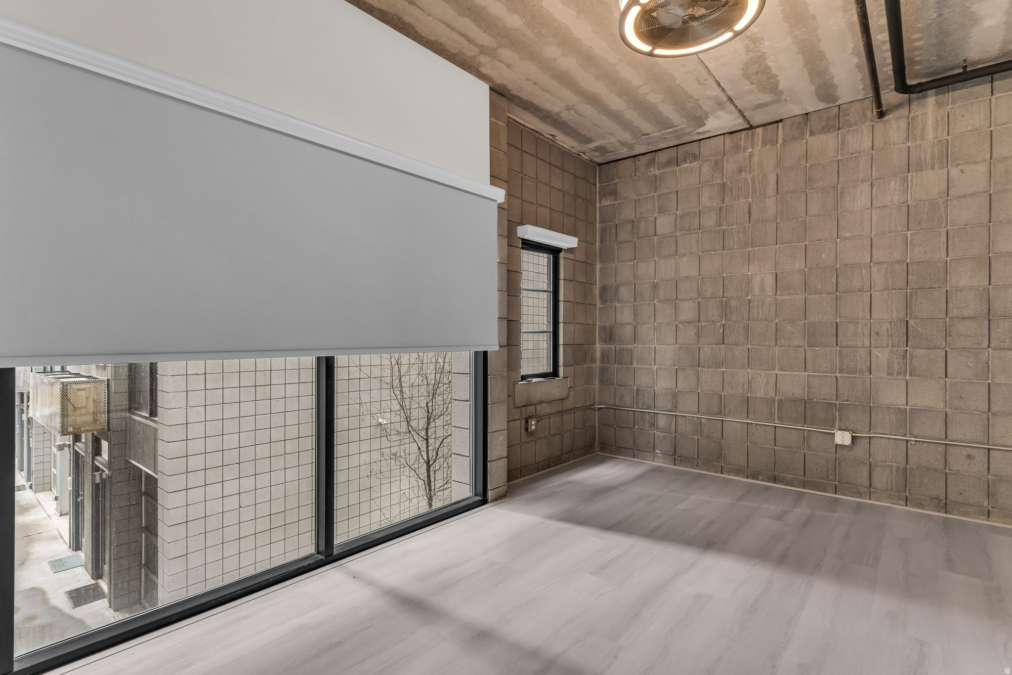 BROADWAY PARK LOFTS - Residential