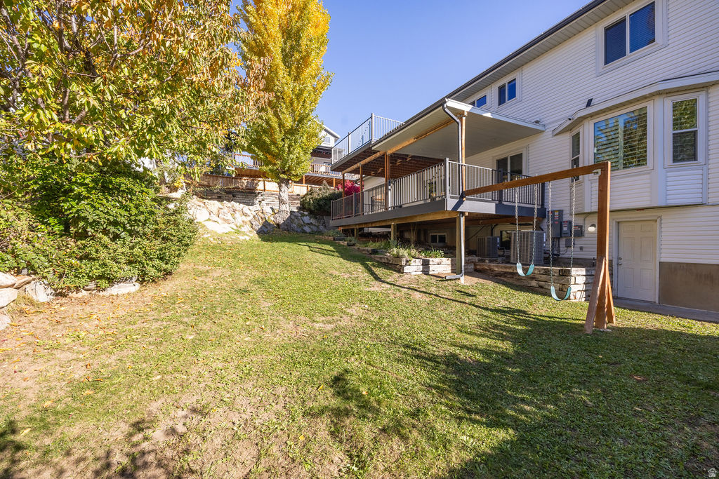 ROLLING HILLS ESTATE - Residential