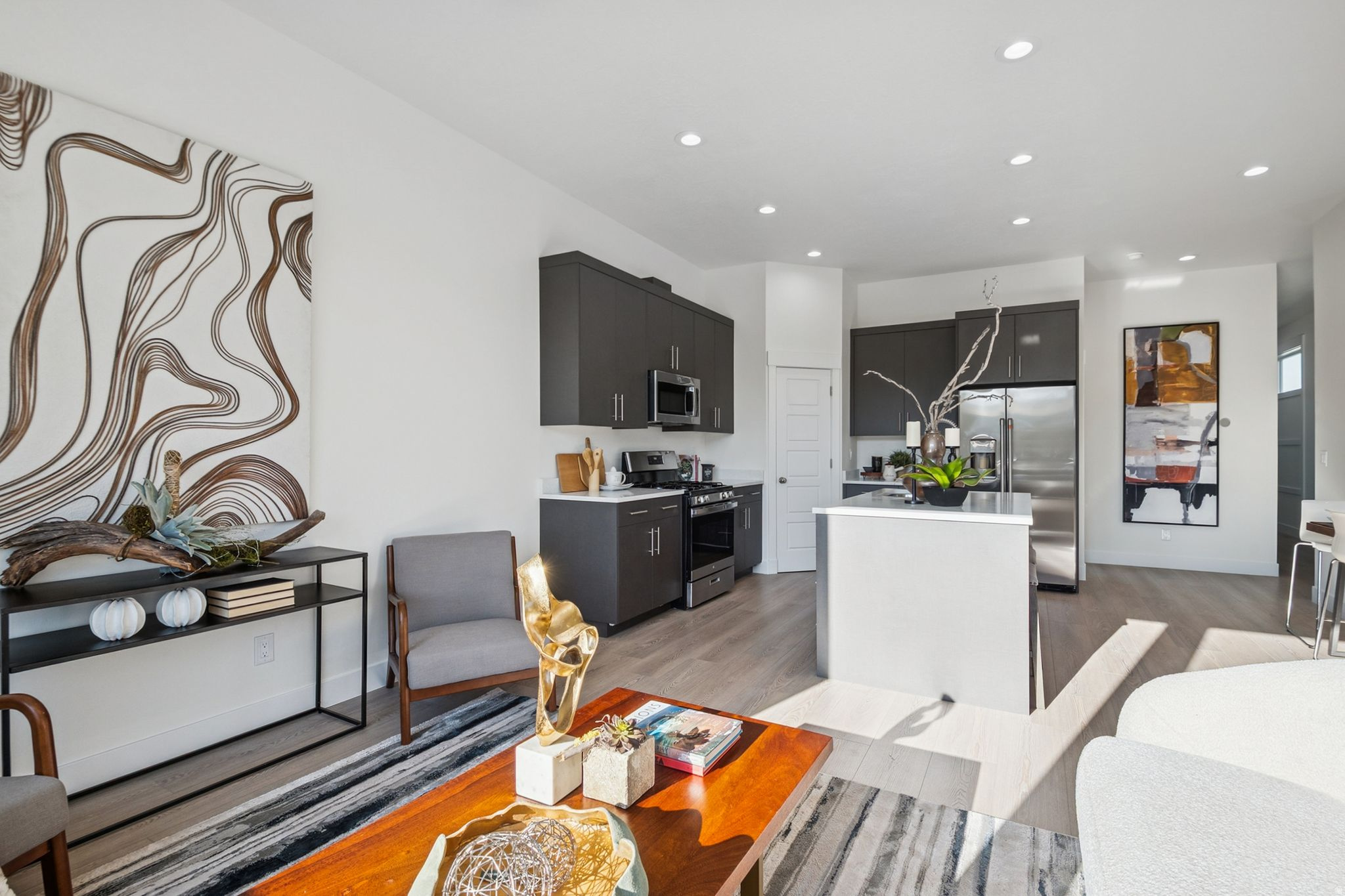 OAKLEY - Residential