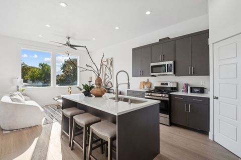 Tiny photo for 565 N 1200 W, Salt Lake City, UT 84116 (MLS # 2151415)