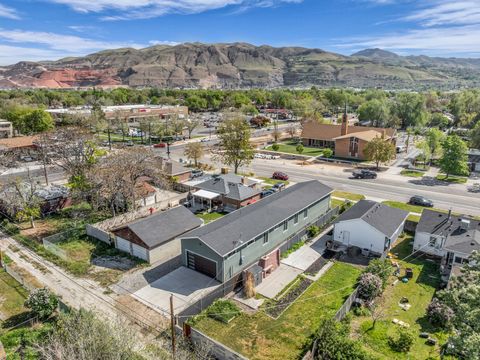 Tiny photo for 565 N 1200 W, Salt Lake City, UT 84116 (MLS # 2151415)