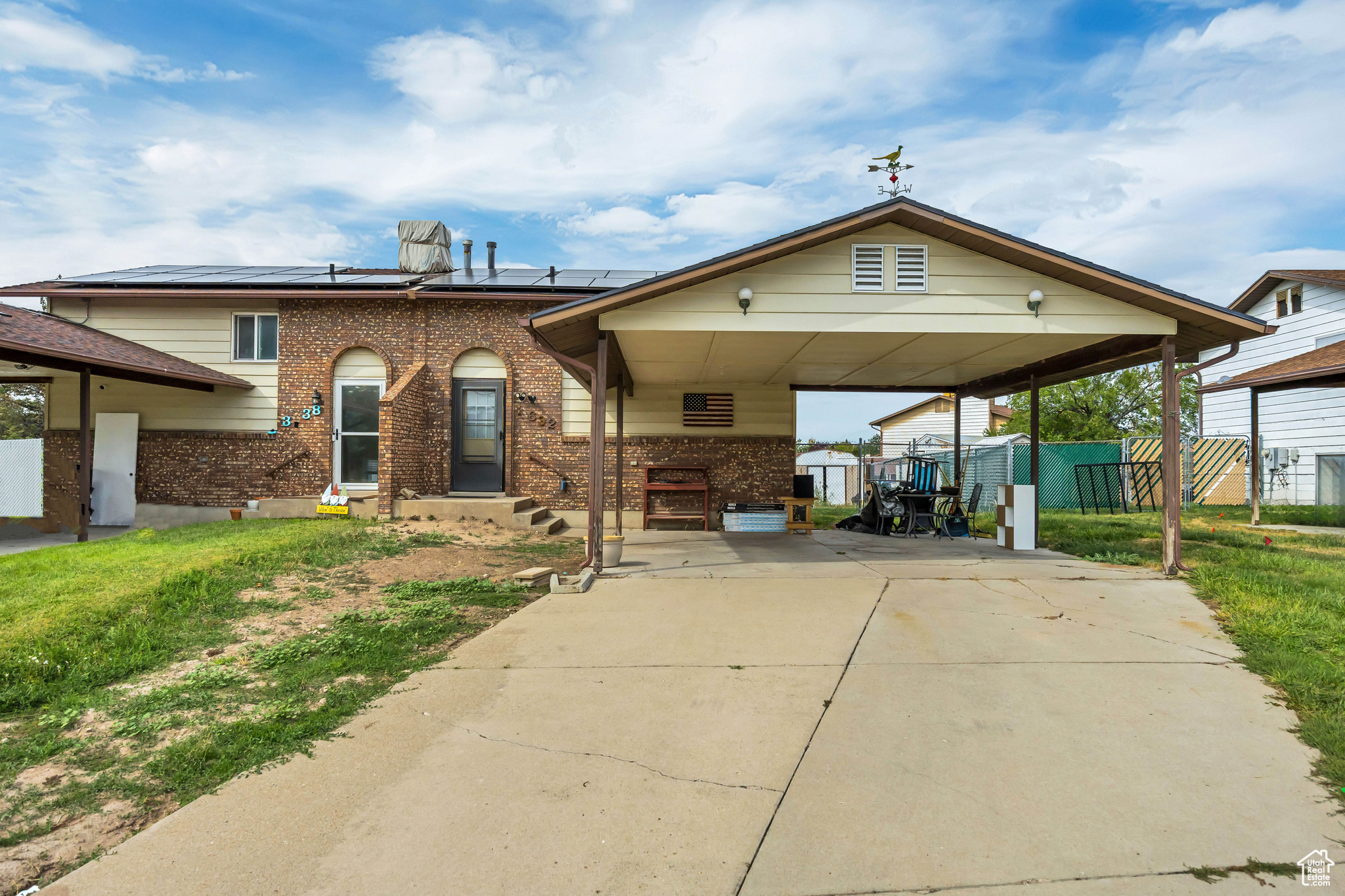 FOXGLEN SUBDIVISION NO.3 - Residential Income