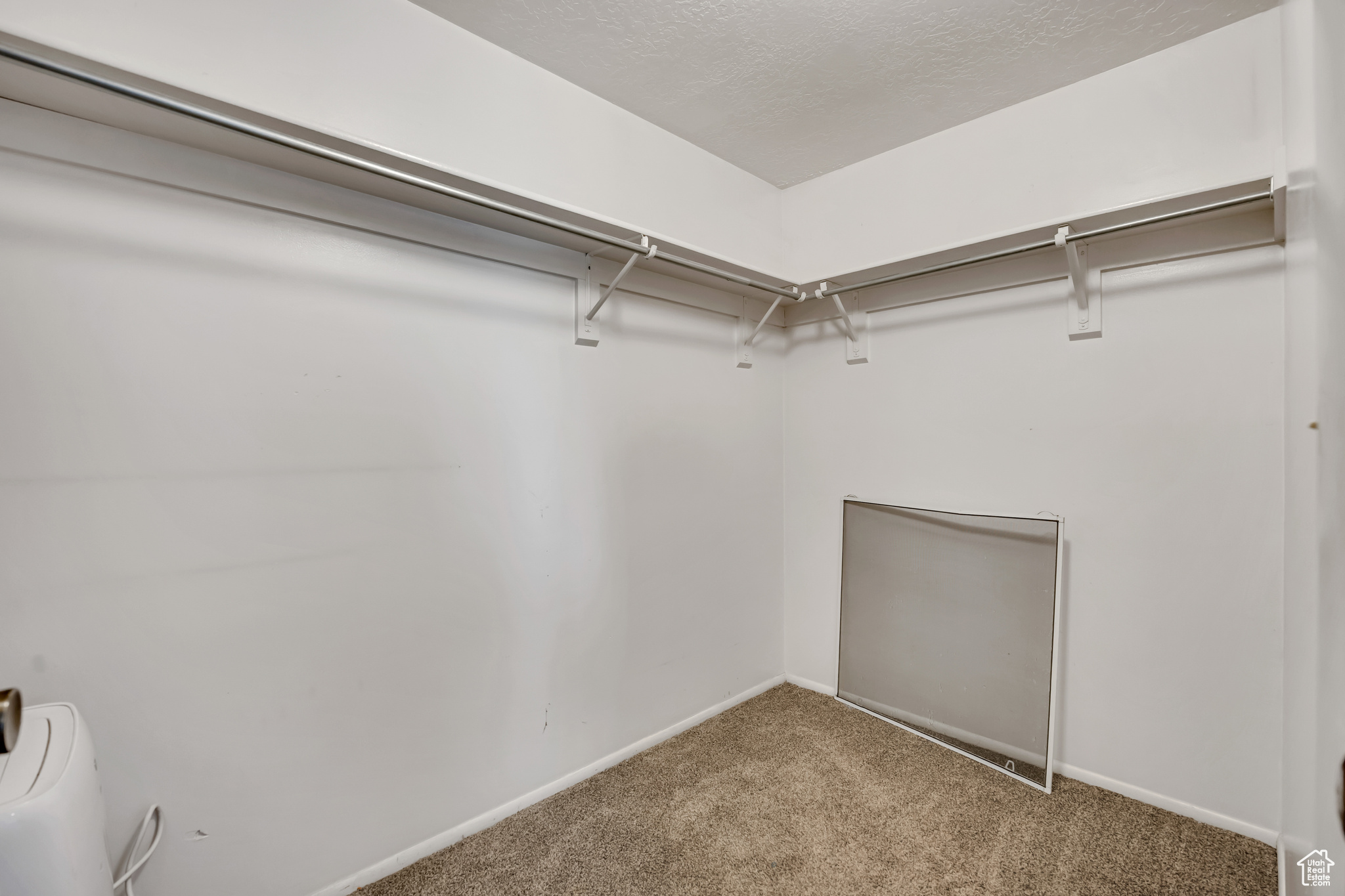 FOXGLEN SUBDIVISION NO.3 - Residential Income