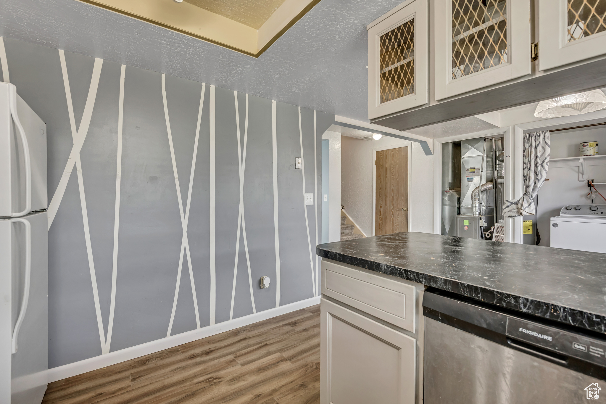 FOXGLEN SUBDIVISION NO.3 - Residential Income
