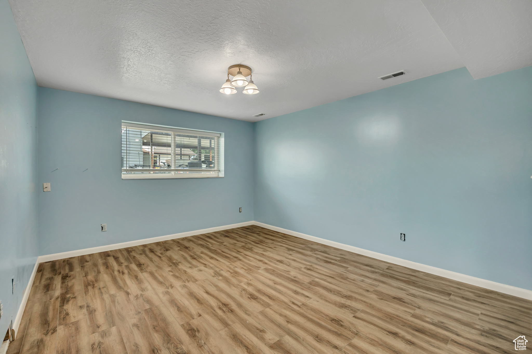 FOXGLEN SUBDIVISION NO.3 - Residential Income