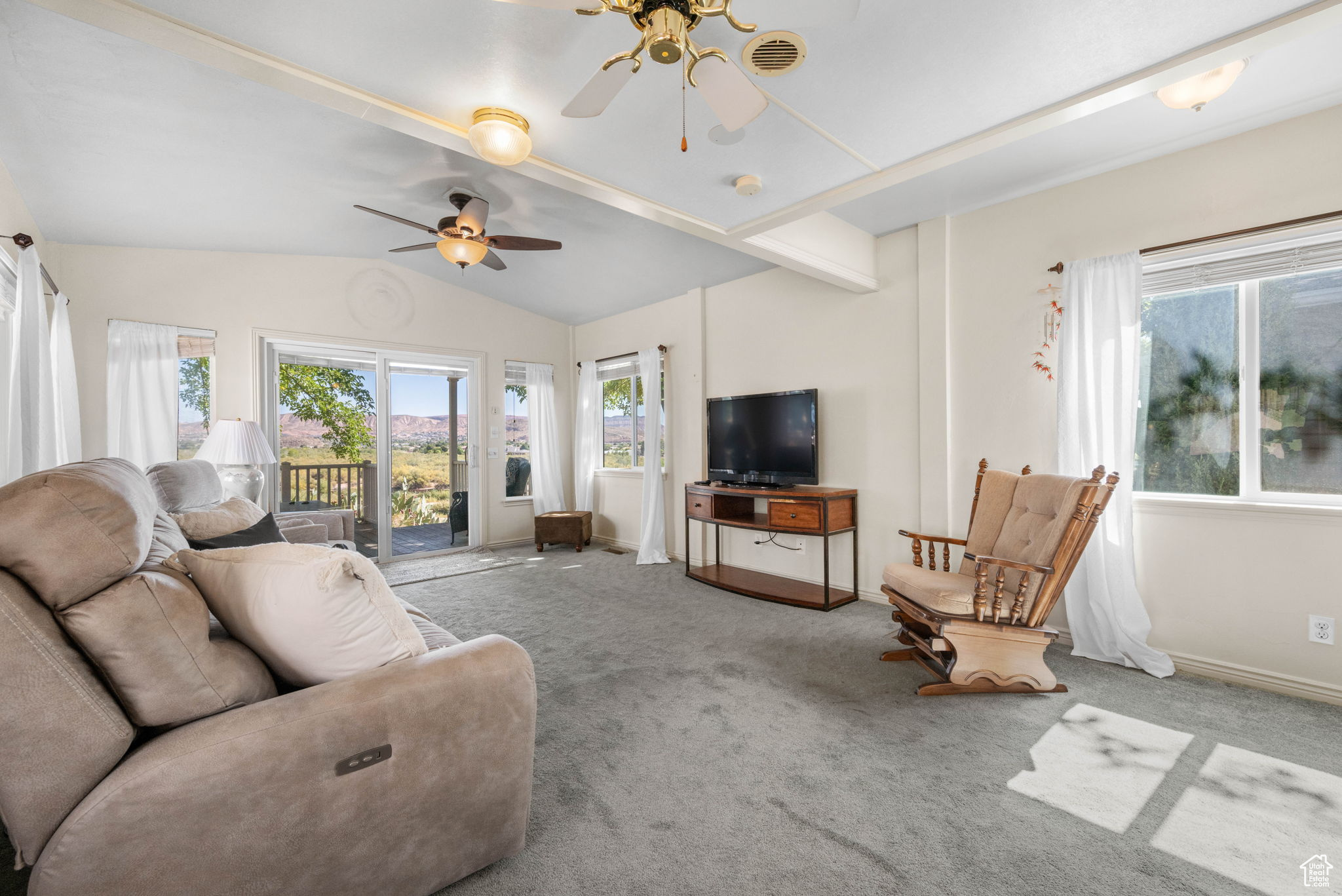 PALMS OF ST GEORGE - Residential