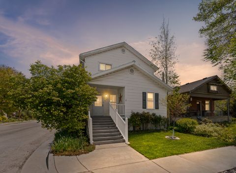 Photo of 2475 S 500 E, Salt Lake City, UT 84106 (MLS # 2152554)
