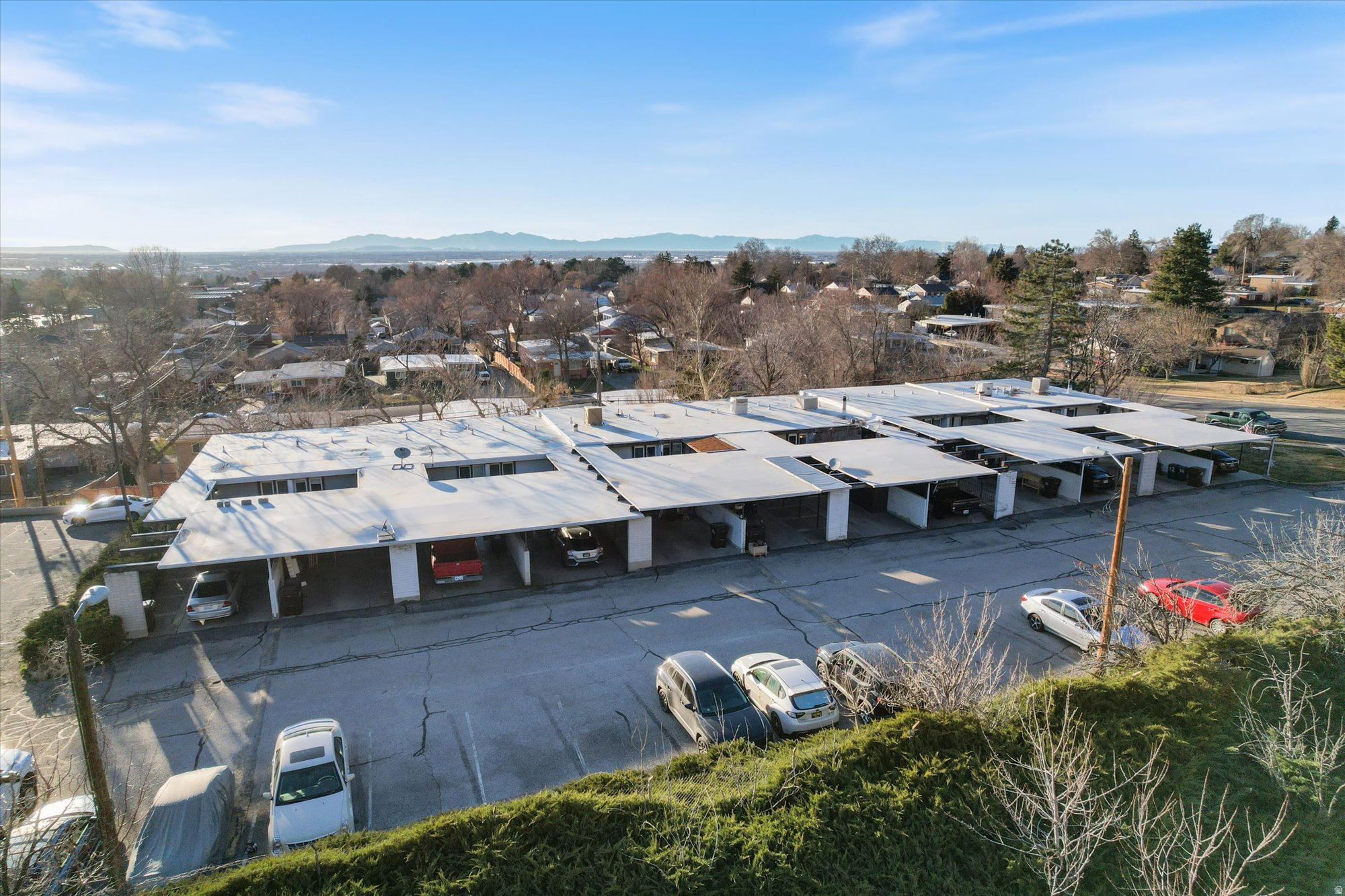 EDGEMONT - Residential