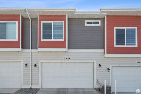 Tiny photo for 15436 S NAVY TRAILS LN, Bluffdale, UT 84065 (MLS # 2110315)