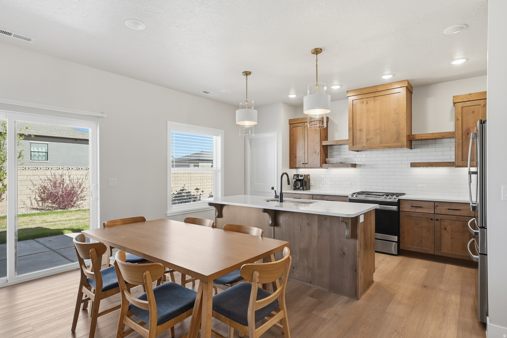 IRON WEST - Residential