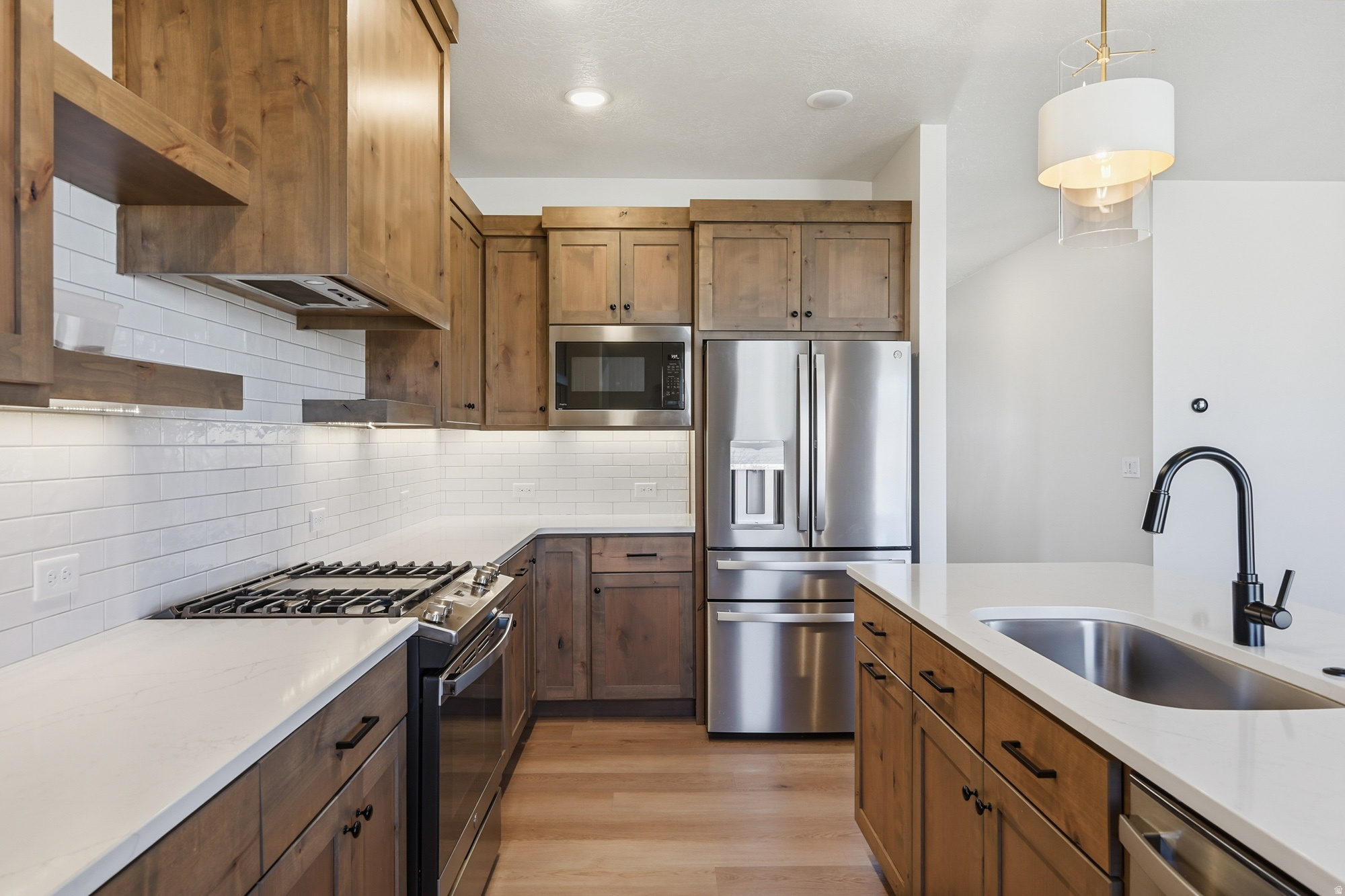 IRON WEST - Residential