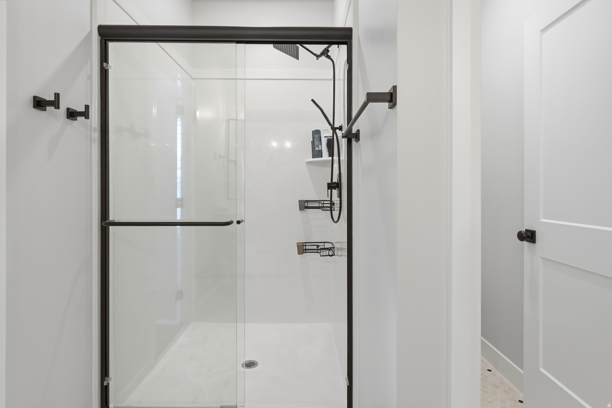 IRON WEST - Residential