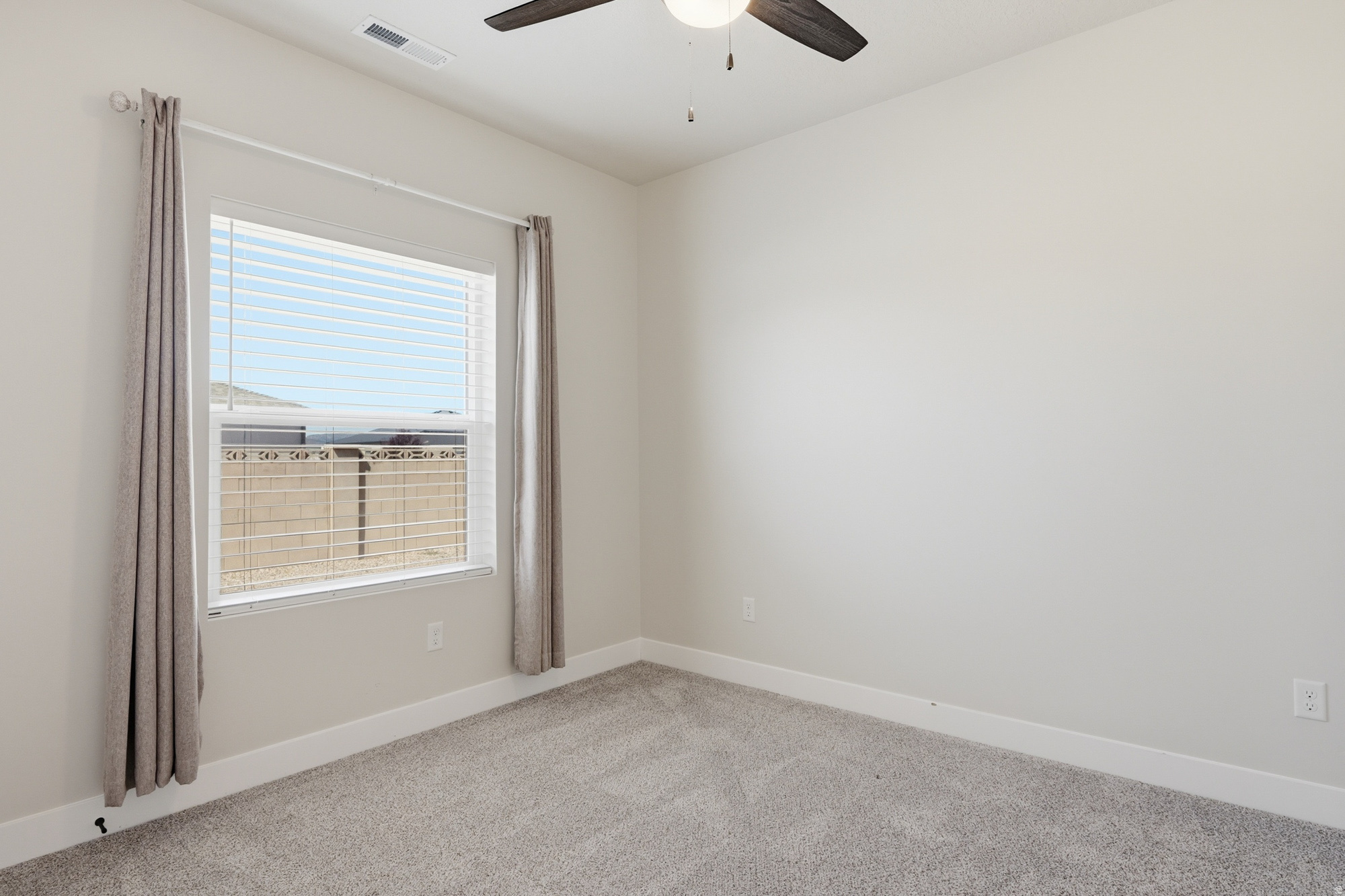 IRON WEST - Residential