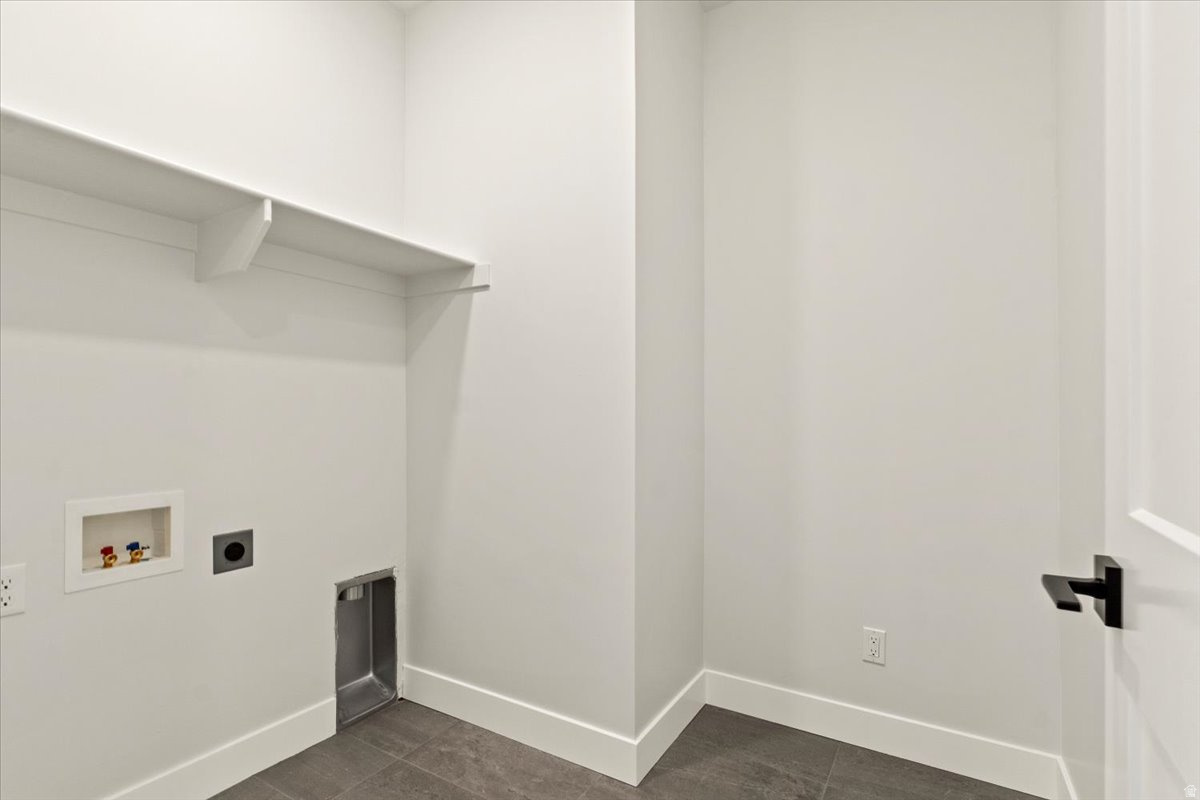 THE COTTAGES AT PEARCE FARM - Residential