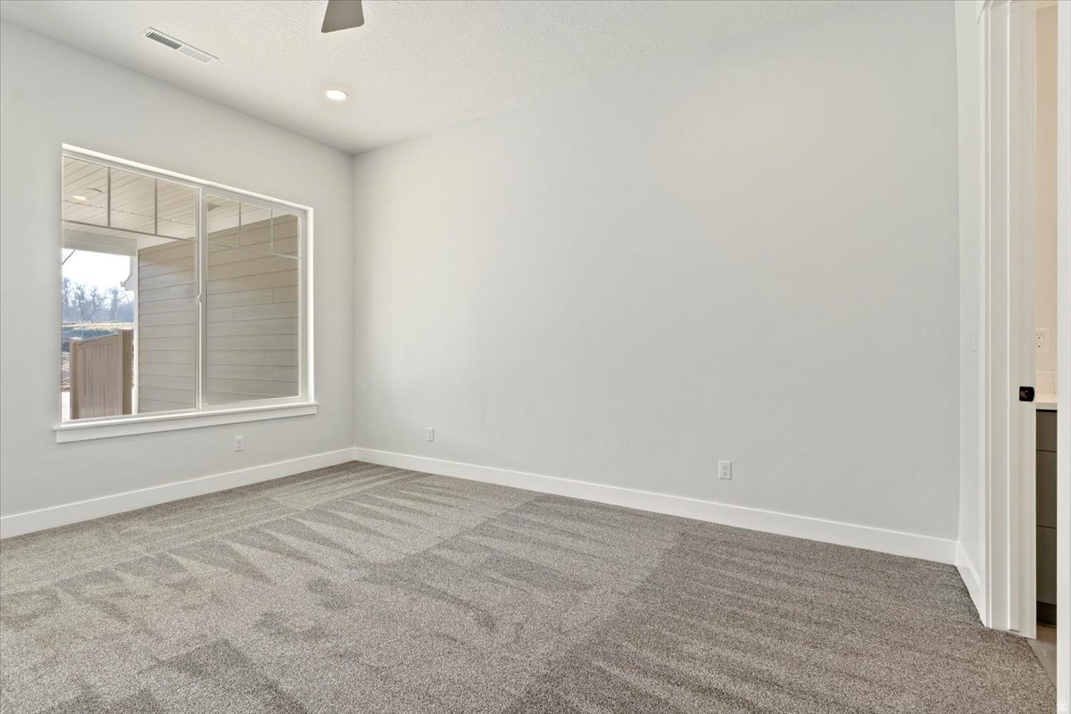 THE COTTAGES AT PEARCE FARM - Residential