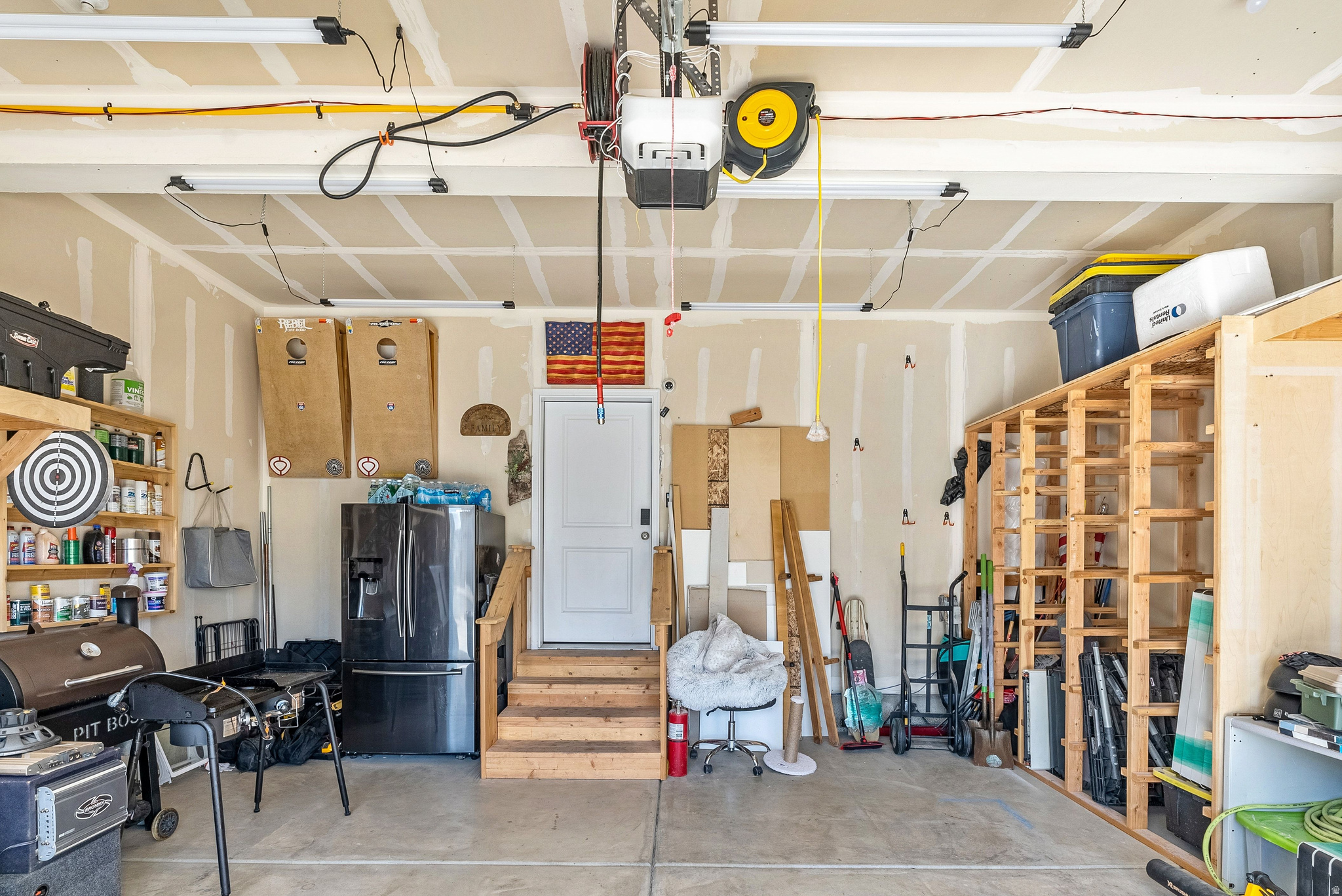 SPRING RUN SUBDIVISI - Residential