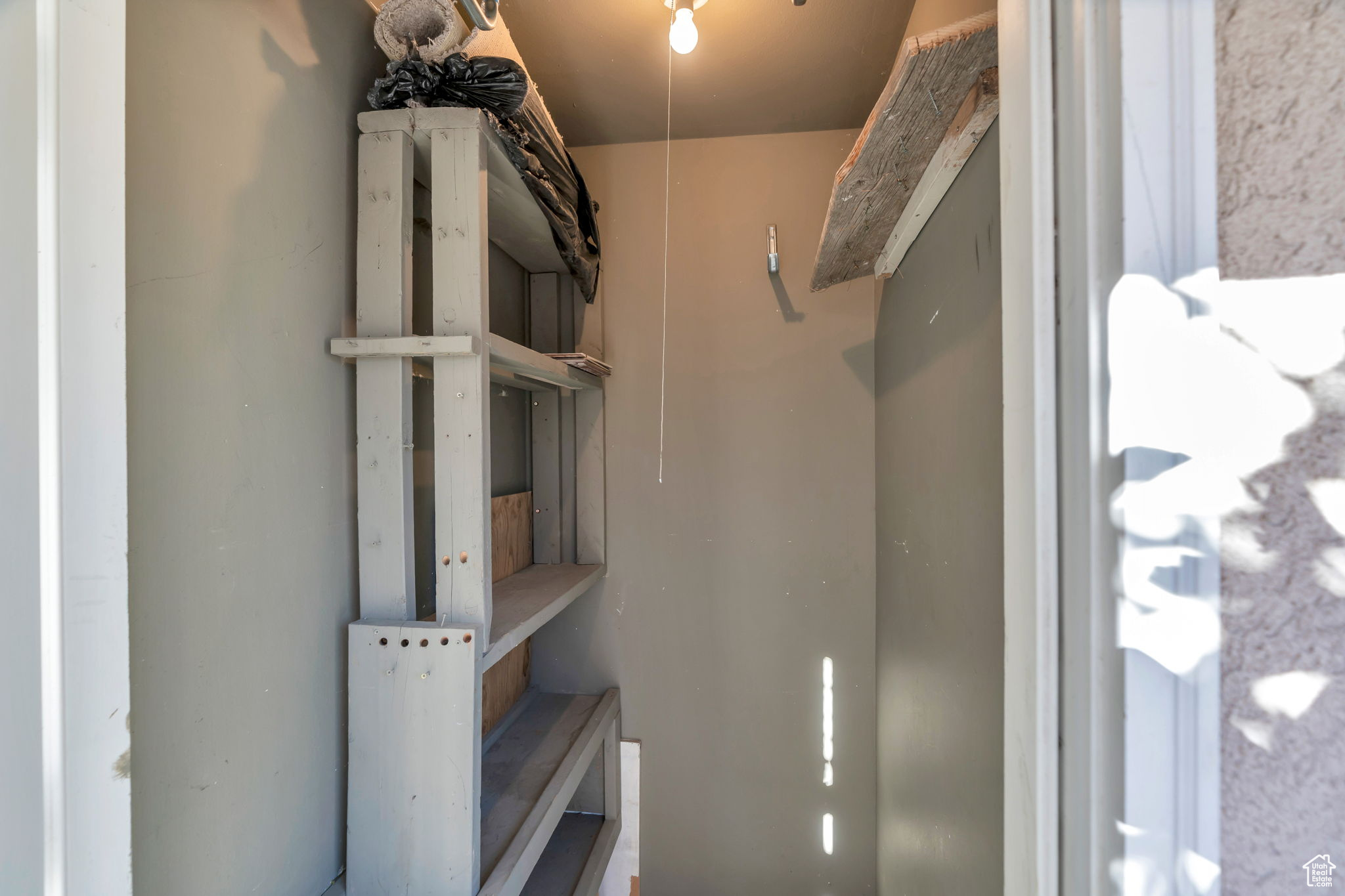 COUNTRY WOODS - Residential