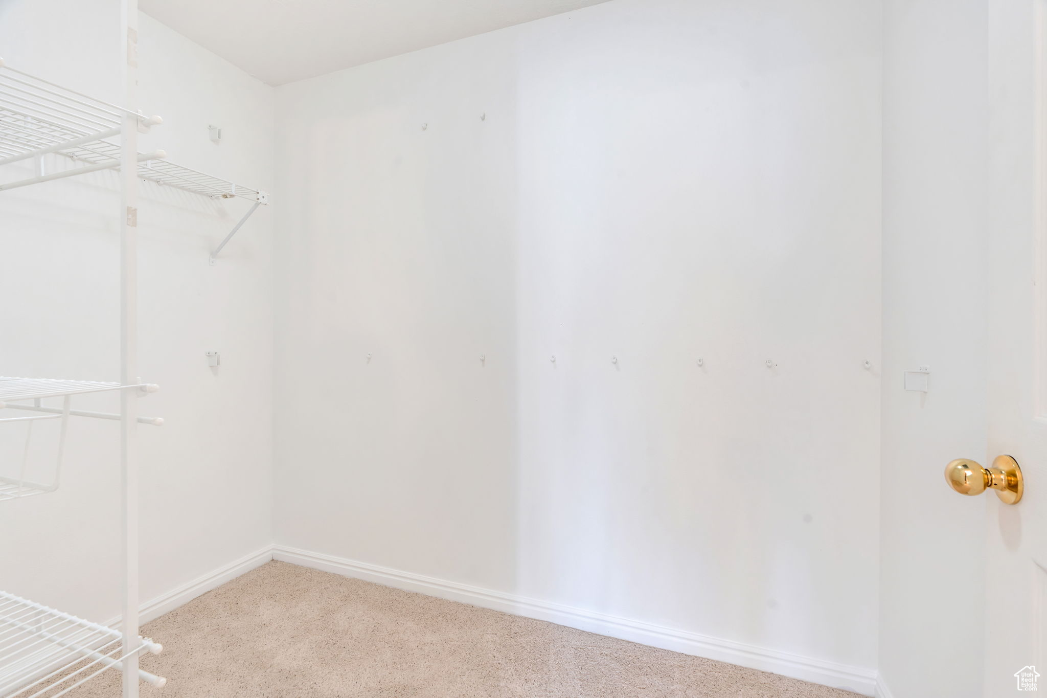 COUNTRY WOODS - Residential