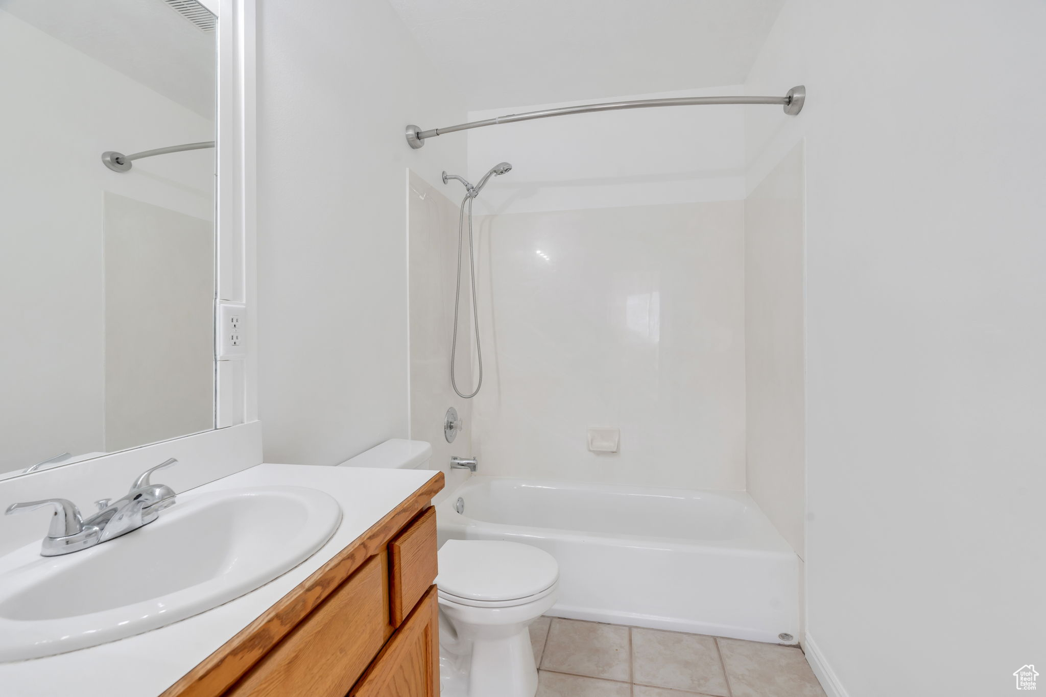 COUNTRY WOODS - Residential