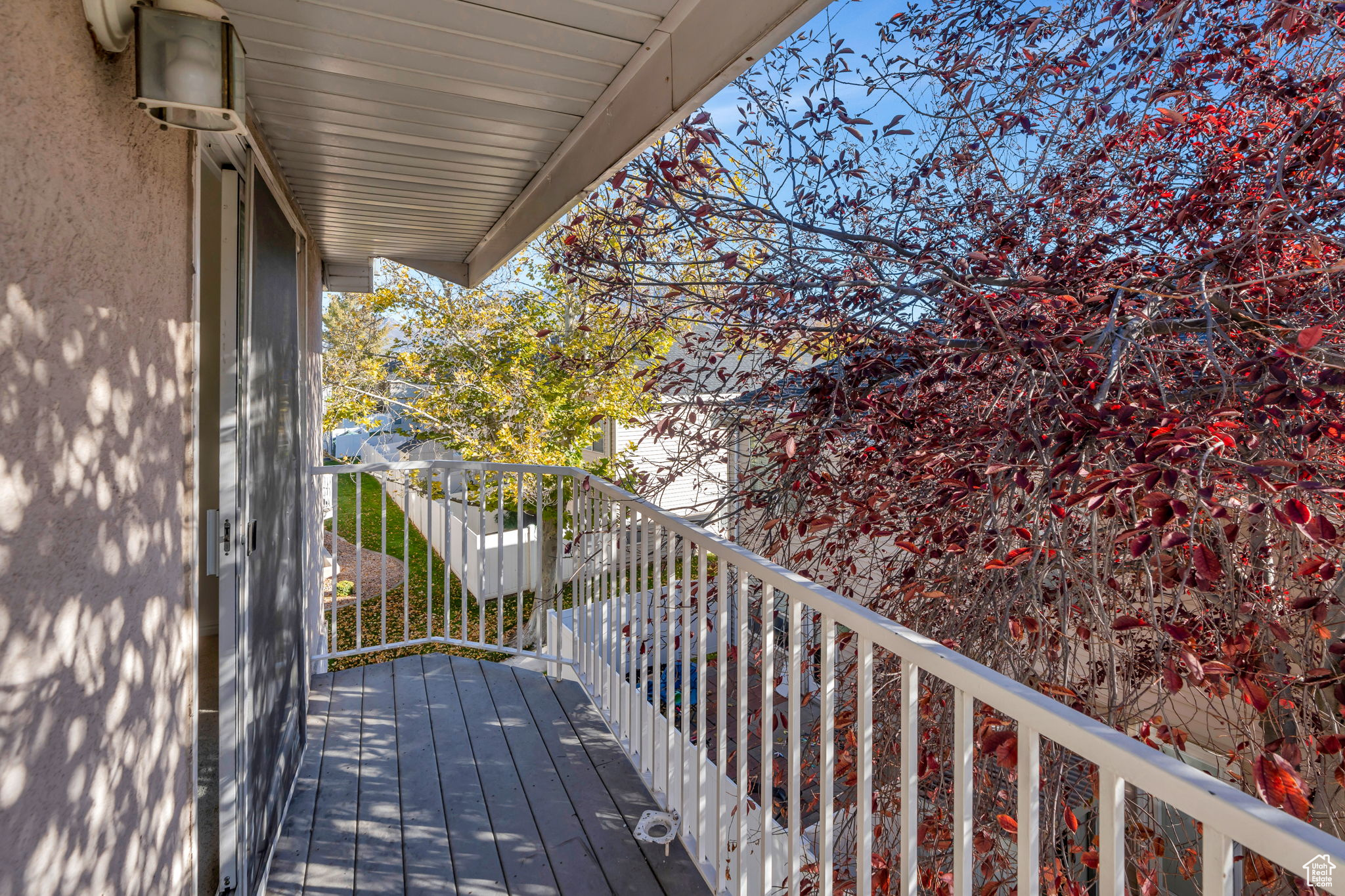 COUNTRY WOODS - Residential