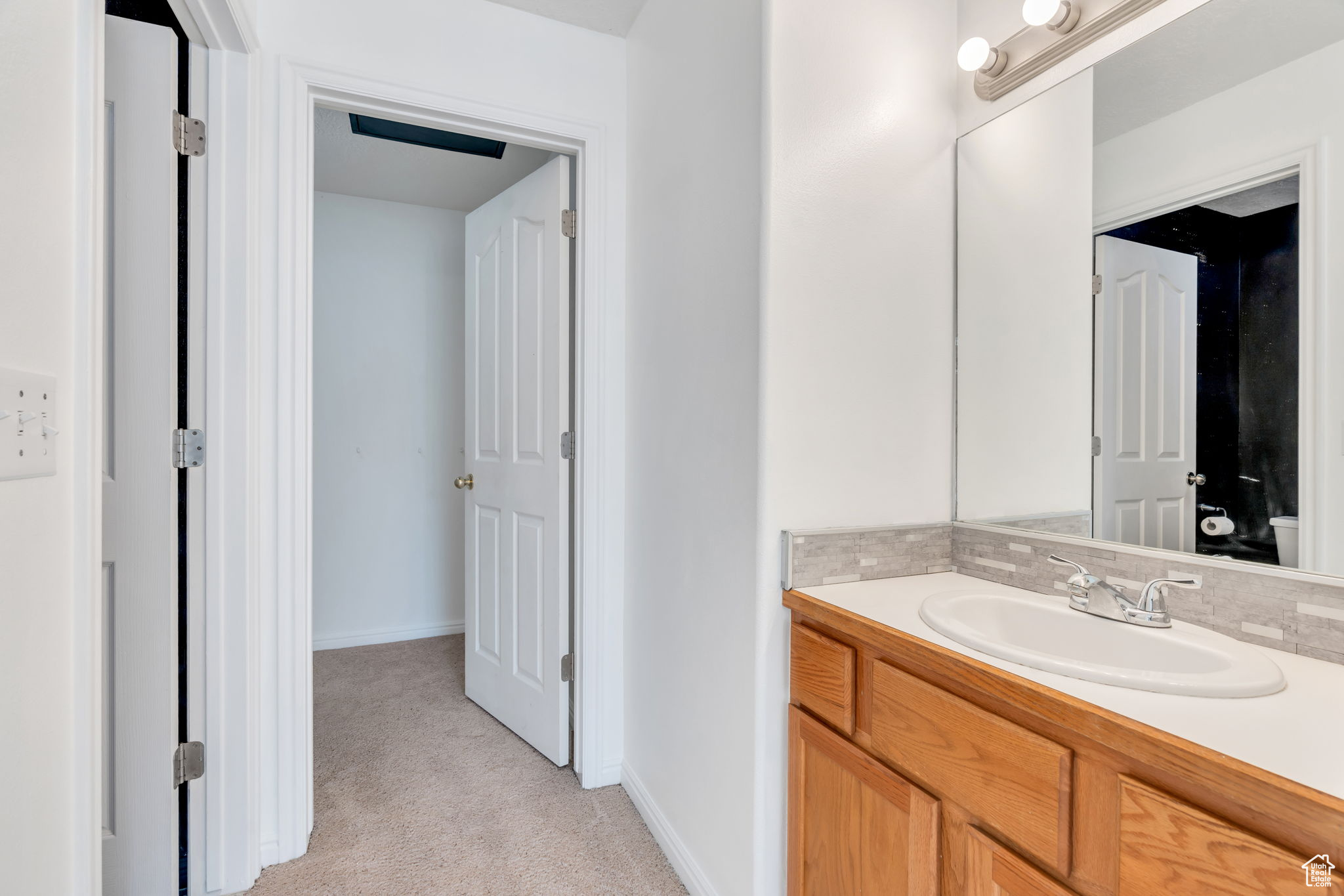 COUNTRY WOODS - Residential