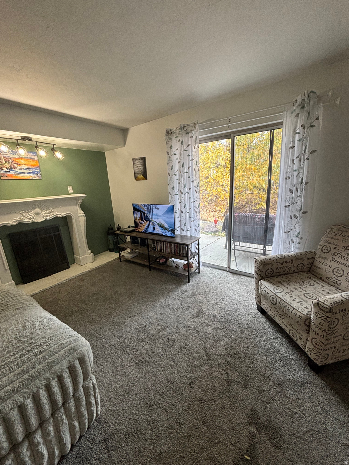 WILLOWBROOK - Residential