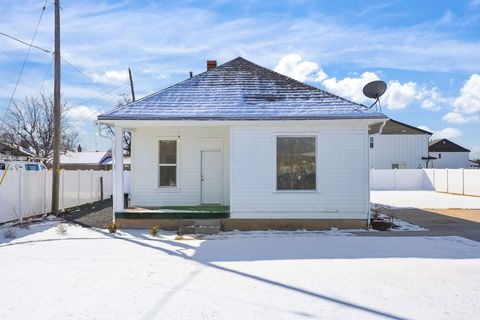 Photo of 105 W NORTH ST N, Ogden, UT 84404 (MLS # 2138904)