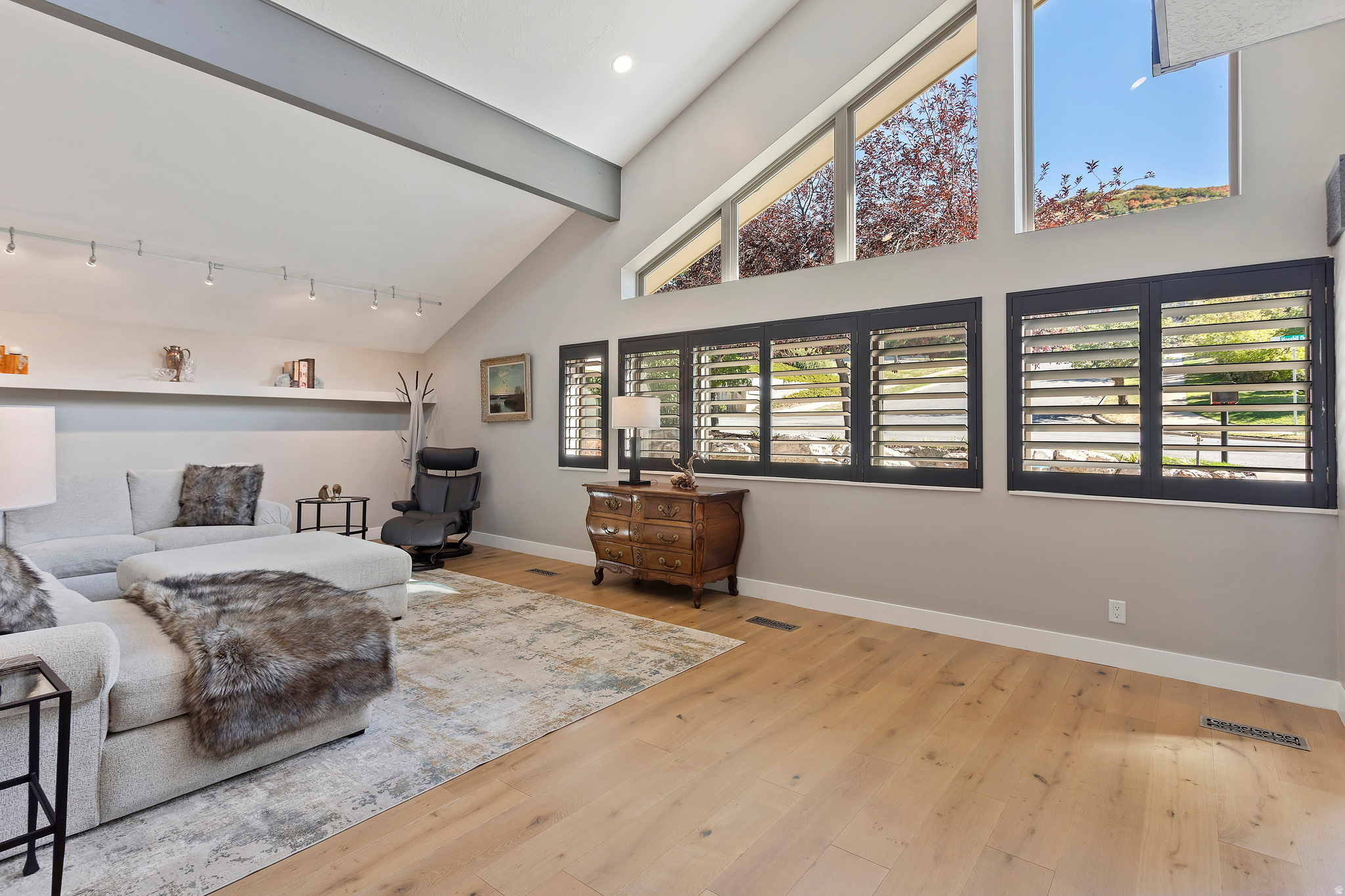 GRANADA HILLS SUB NO - Residential