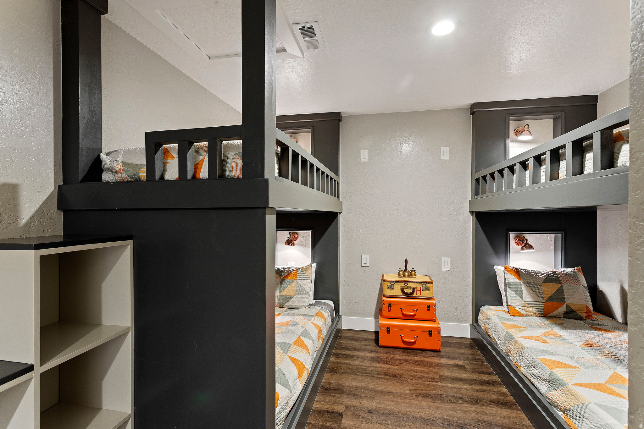 GRANADA HILLS SUB NO - Residential