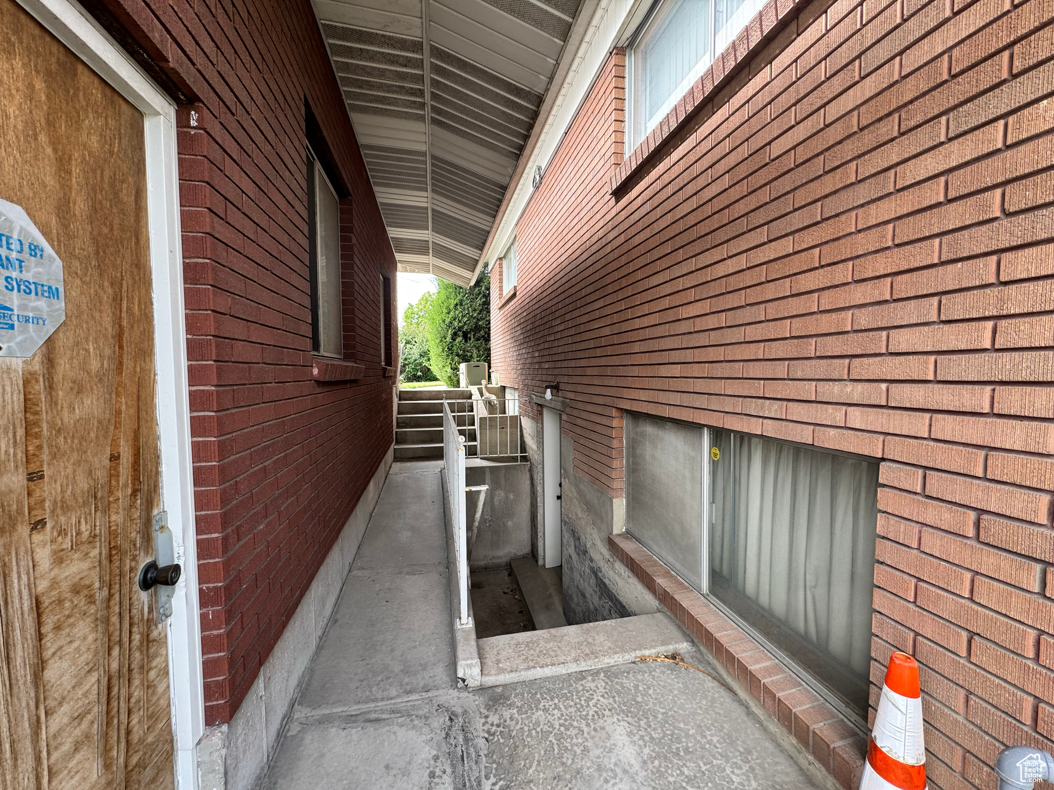 5615 S Hillside Dr, Murray, Utah image 6