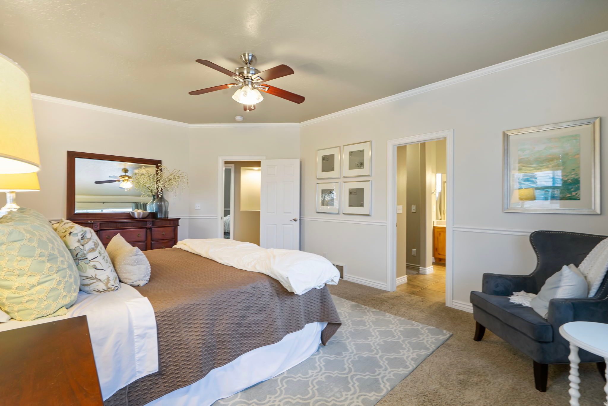 HIDDEN MEADOW ESTS - Residential