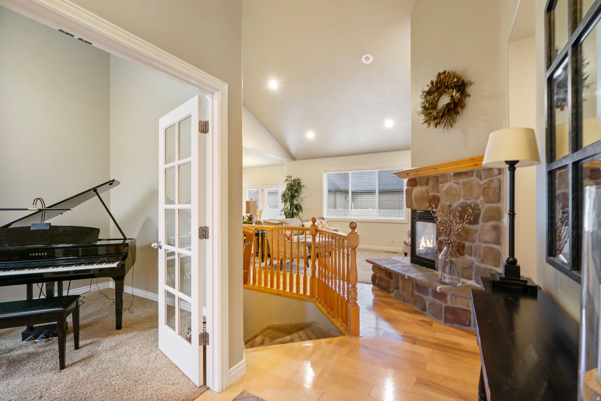 HIDDEN MEADOW ESTS - Residential