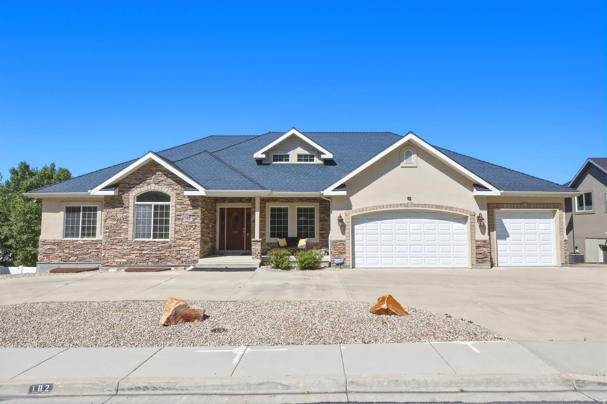 WESTVIEW - Residential