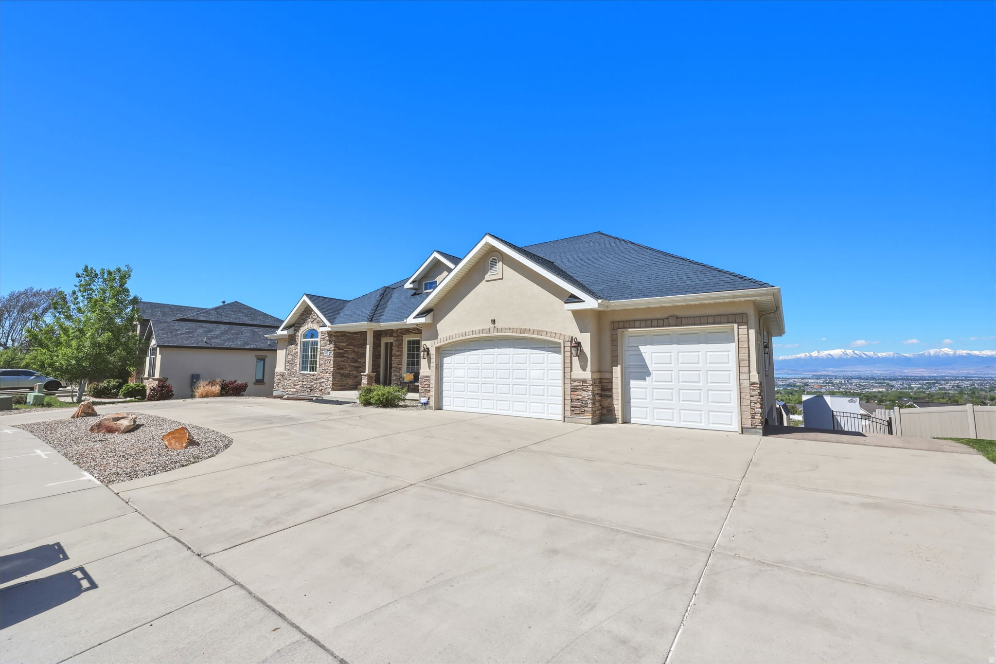 WESTVIEW - Residential