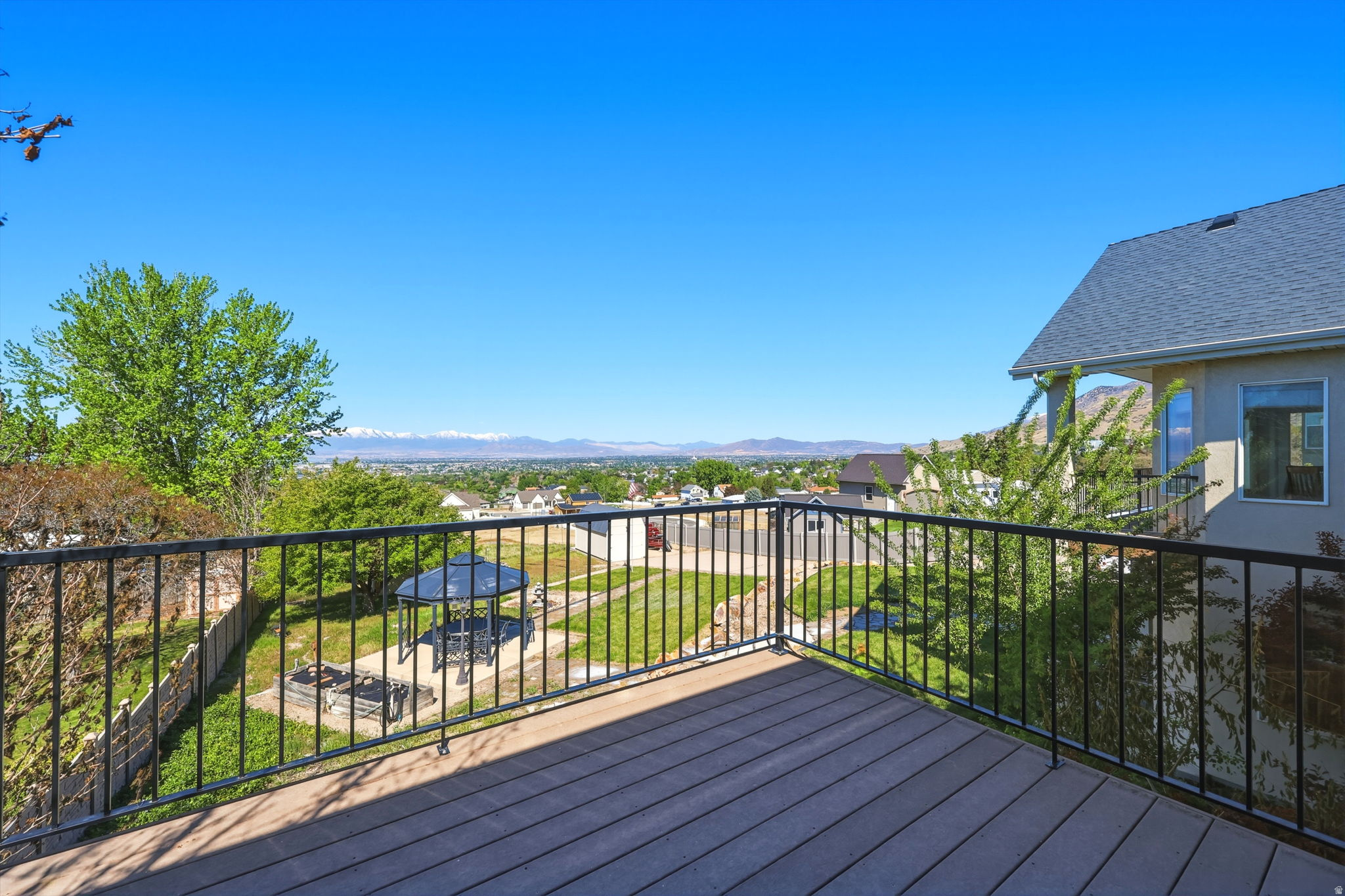 WESTVIEW - Residential