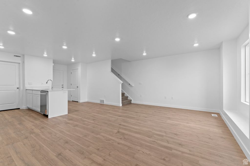 Photo of 1764 E ALBION DR #1136, Salem, UT 84653 (MLS # 2115673)