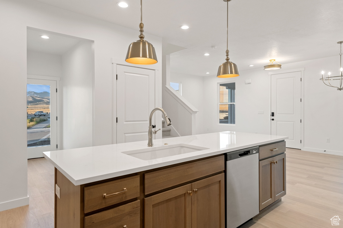 DAYBREAK - Residential