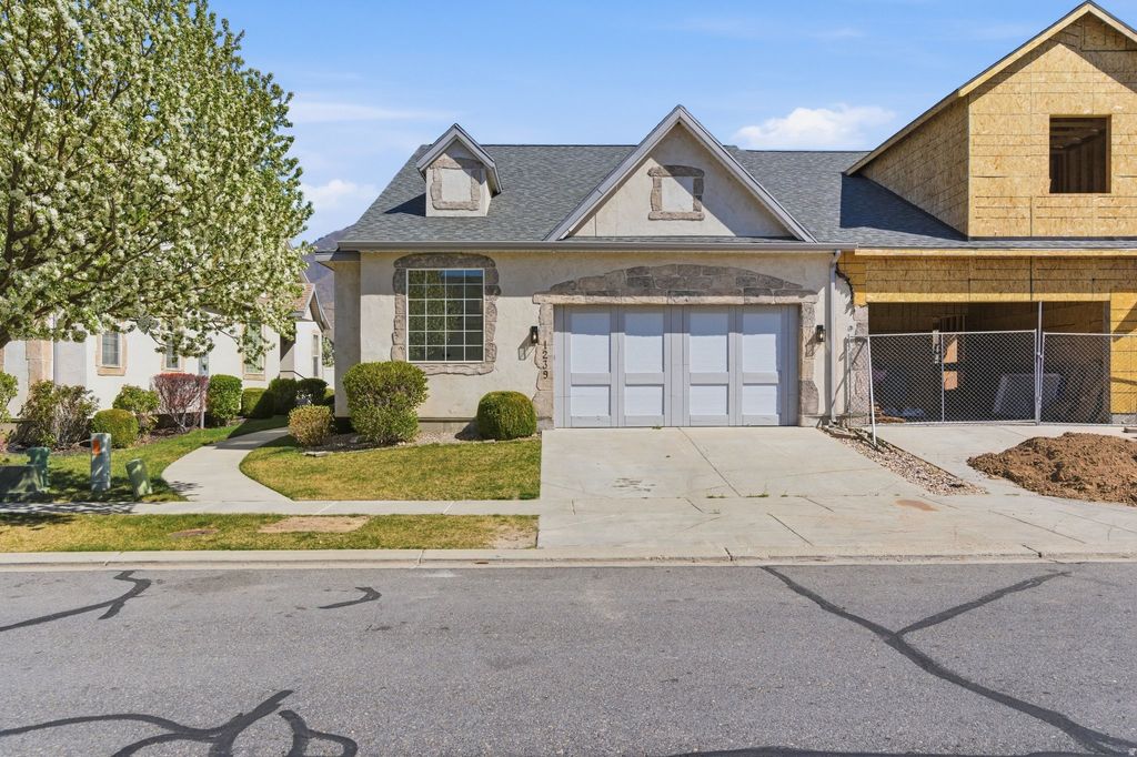 Photo of 1239 S 2970 E, Spanish Fork, UT 84660 (MLS # 2146167)