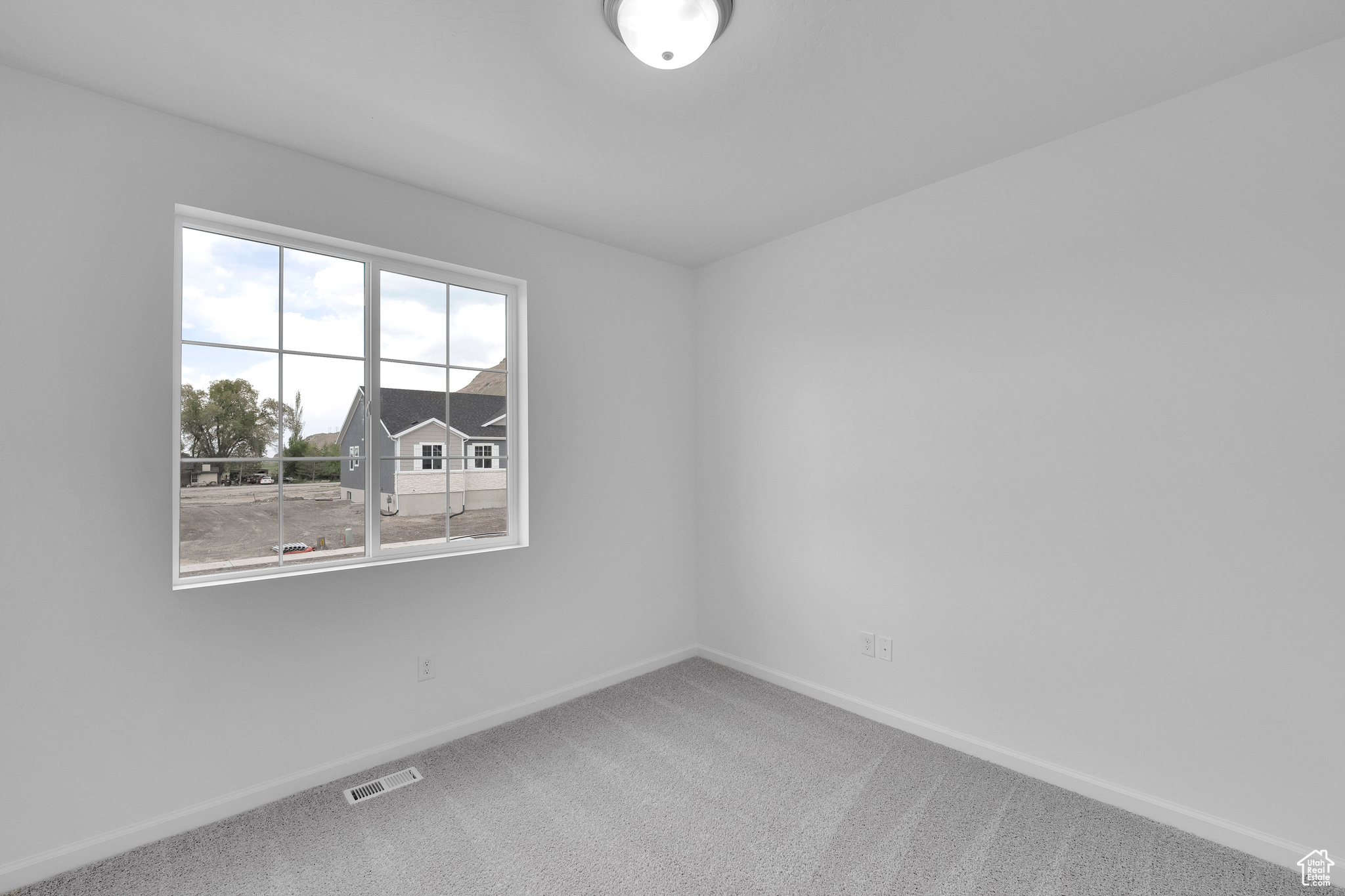 DEER RUN - Residential