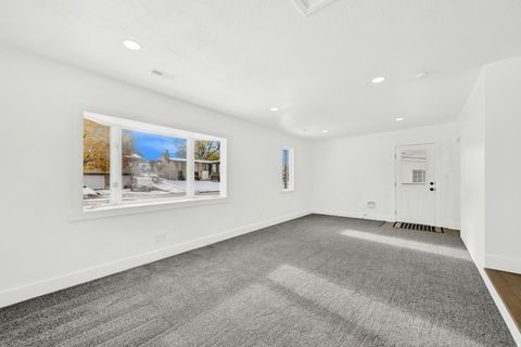 Tiny photo for 895 N STONEYBROOK RD, Kaysville, UT 84037 (MLS # 2170691)