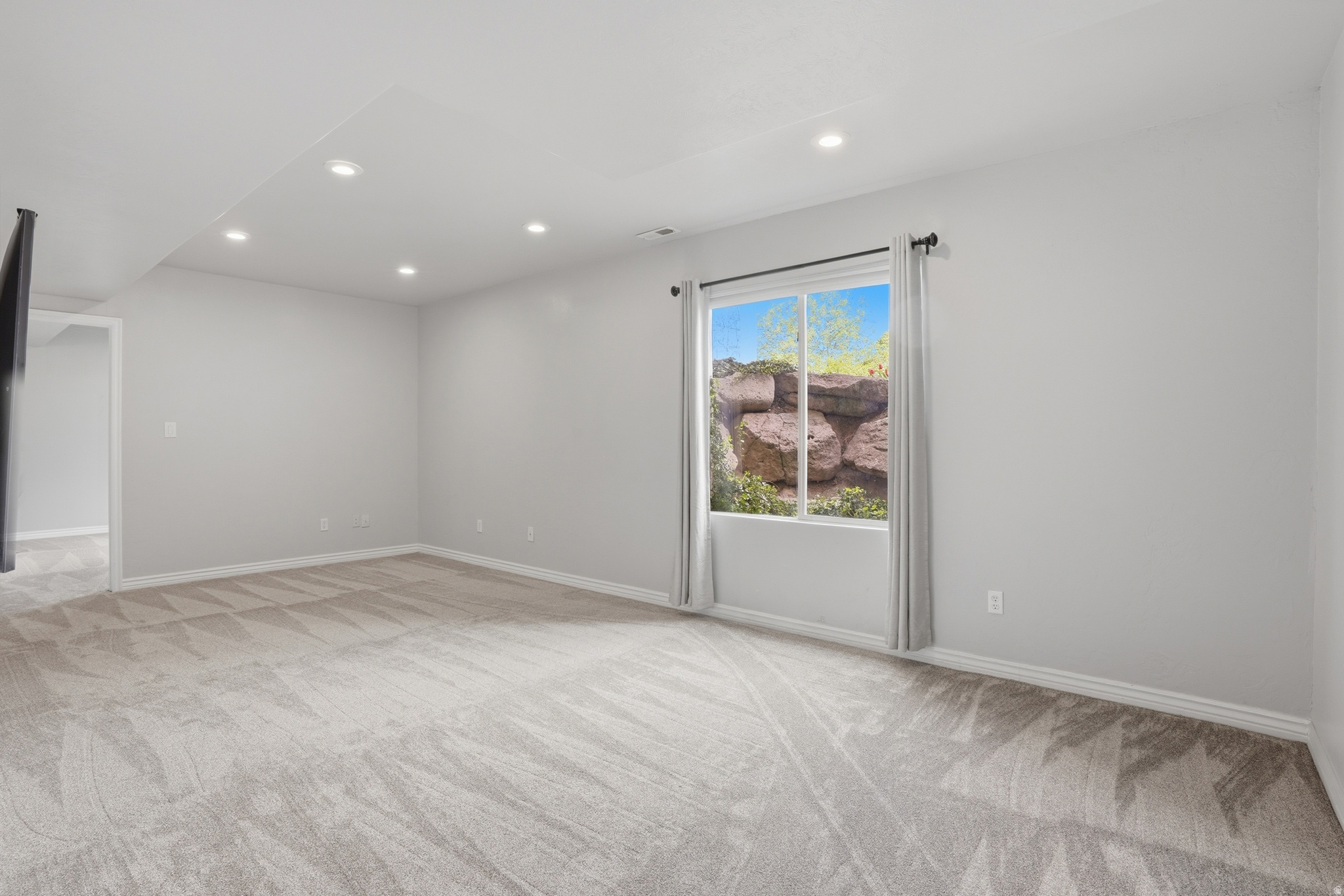 JONES MEADOWS - Residential