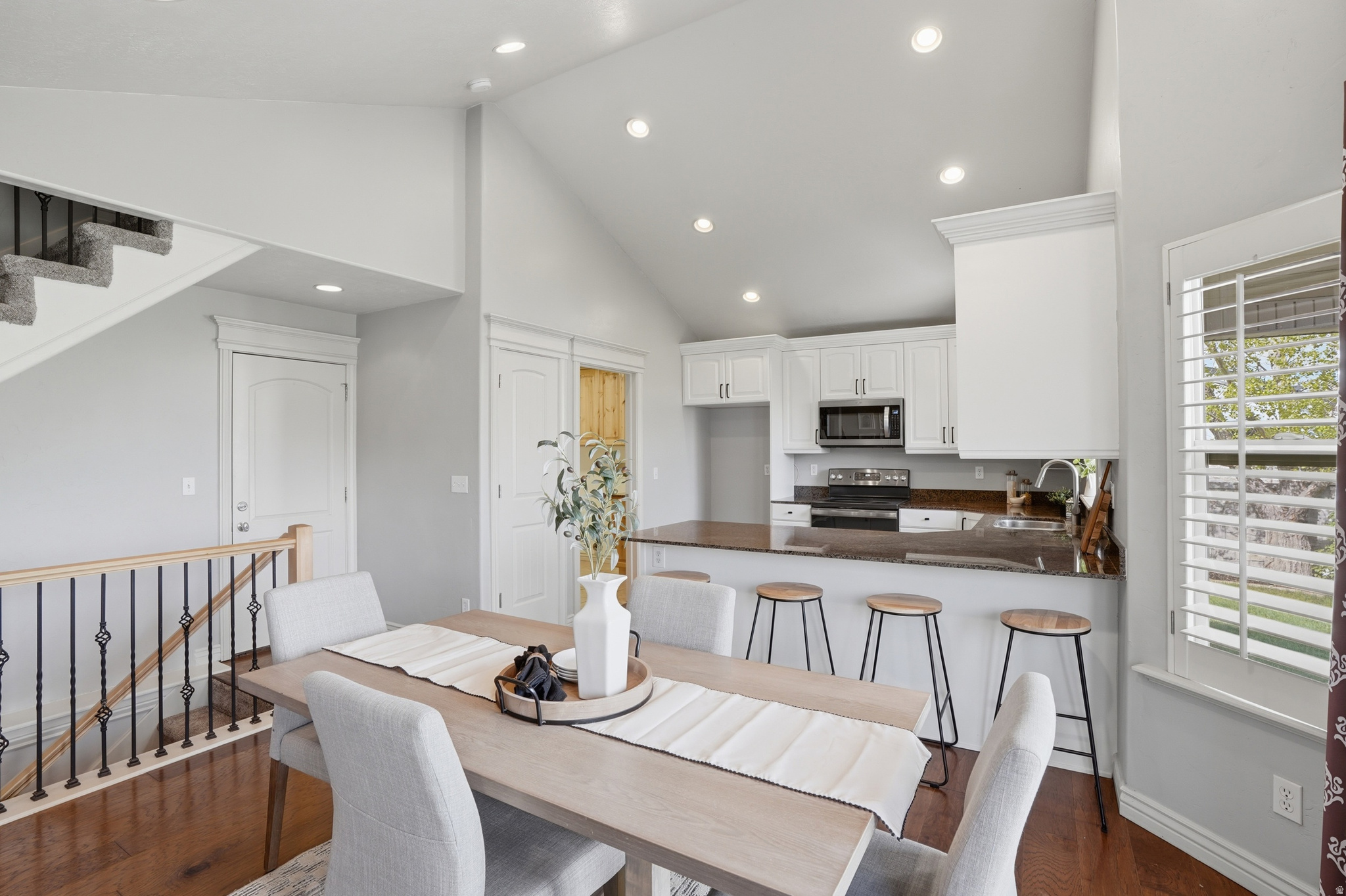 JONES MEADOWS - Residential