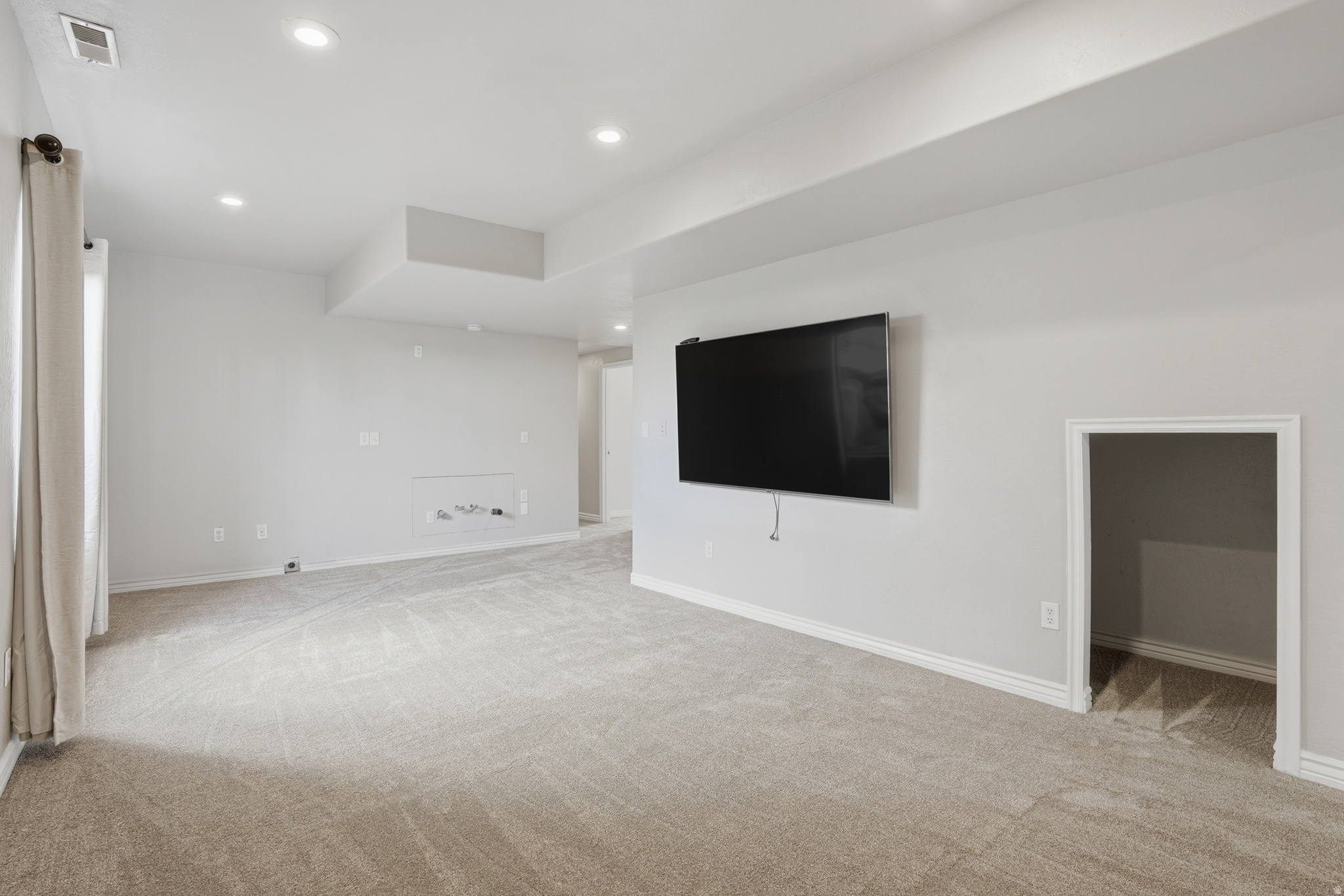 JONES MEADOWS - Residential